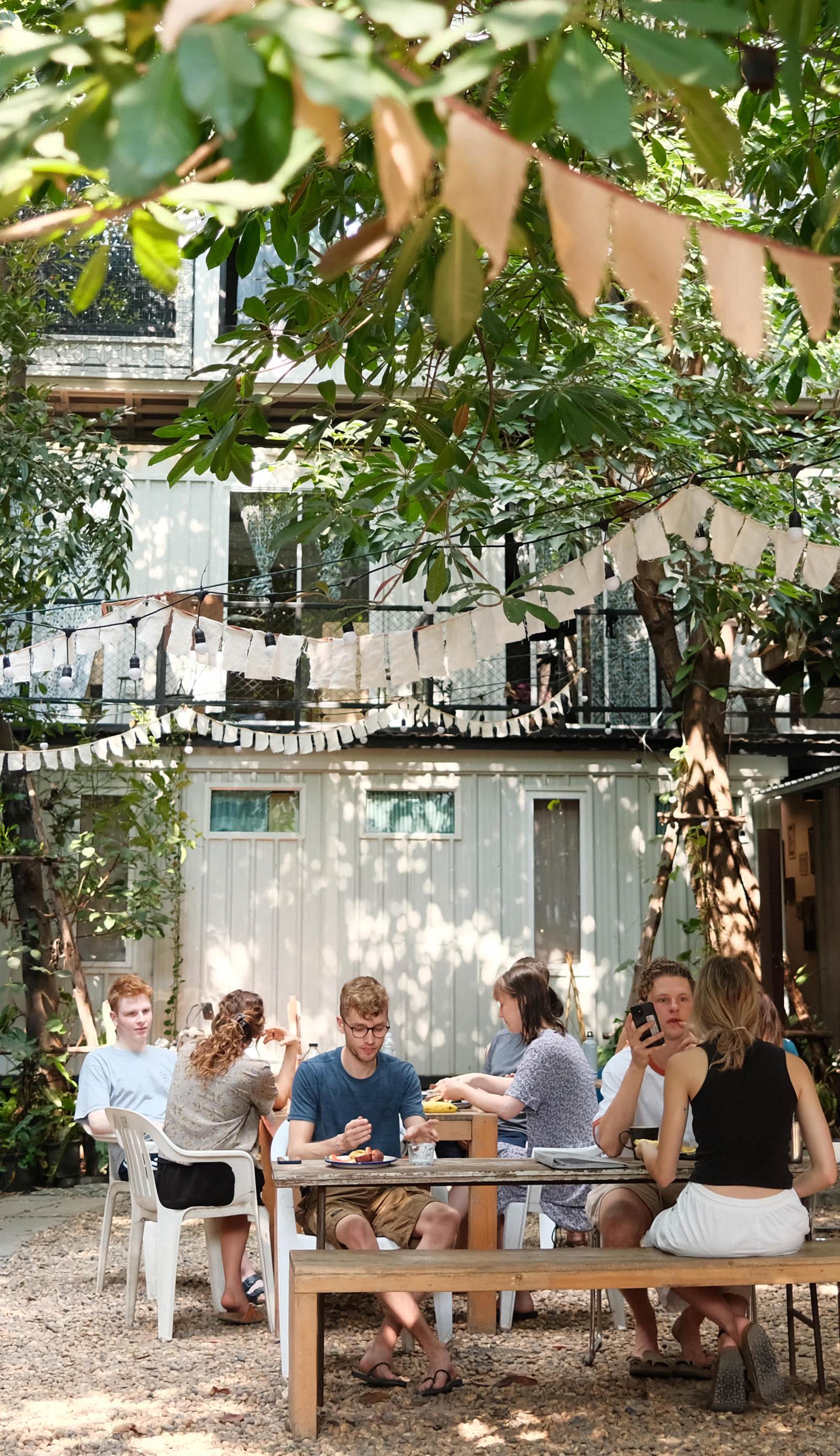 The Yard Hostel Bangkok