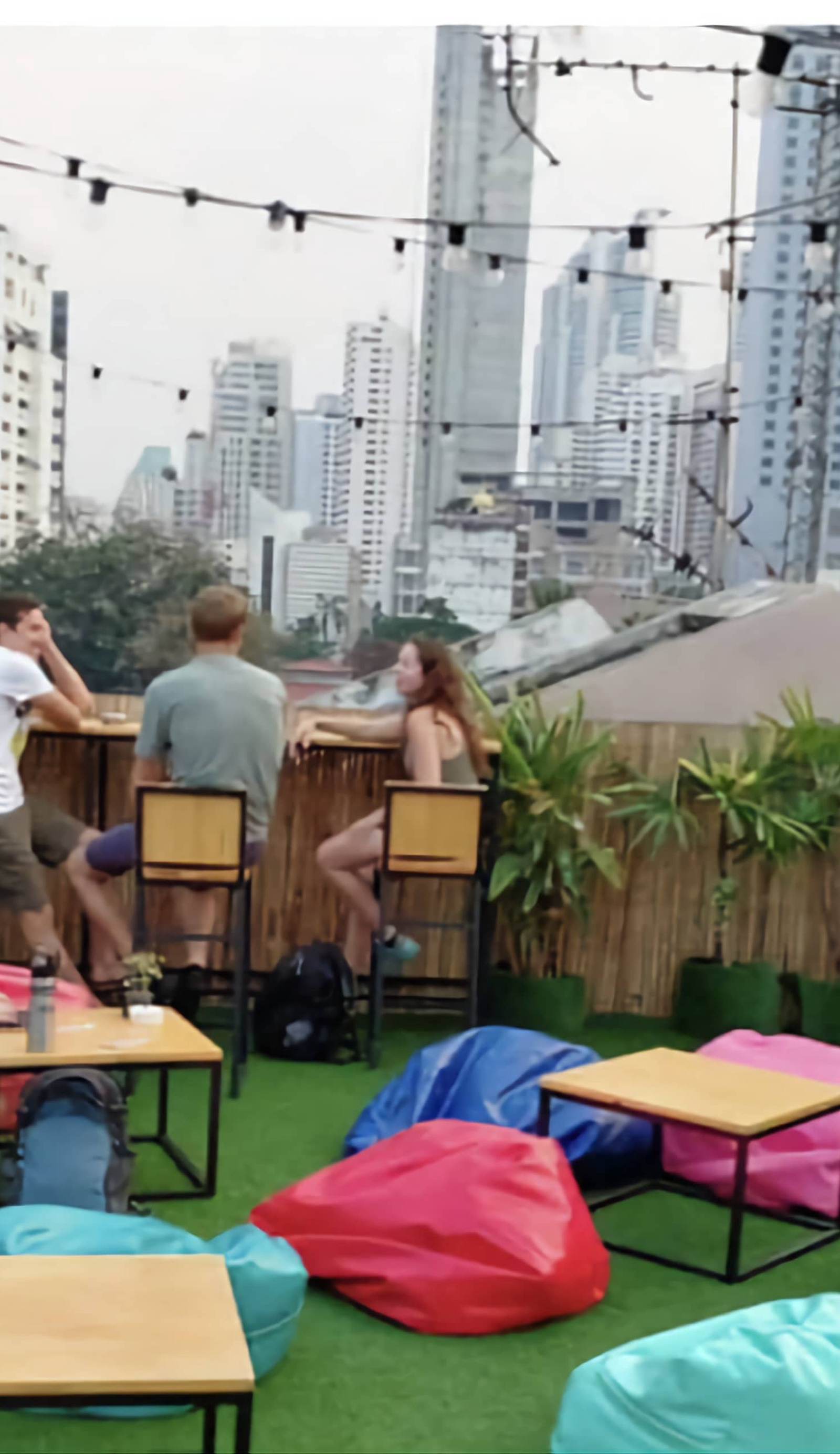 Revolution Hostel Asoke