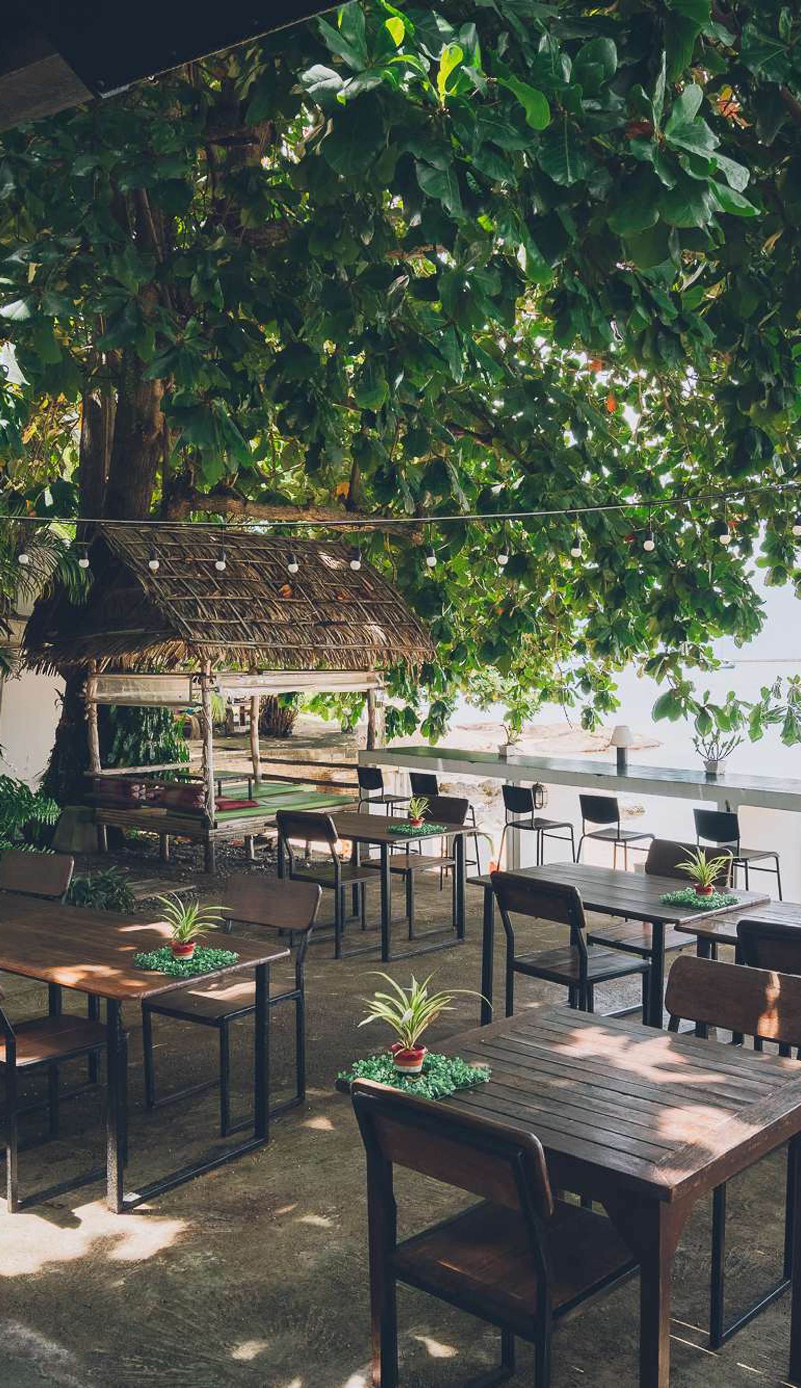 Chill Inn Lamai Hostel & Beach Cafe