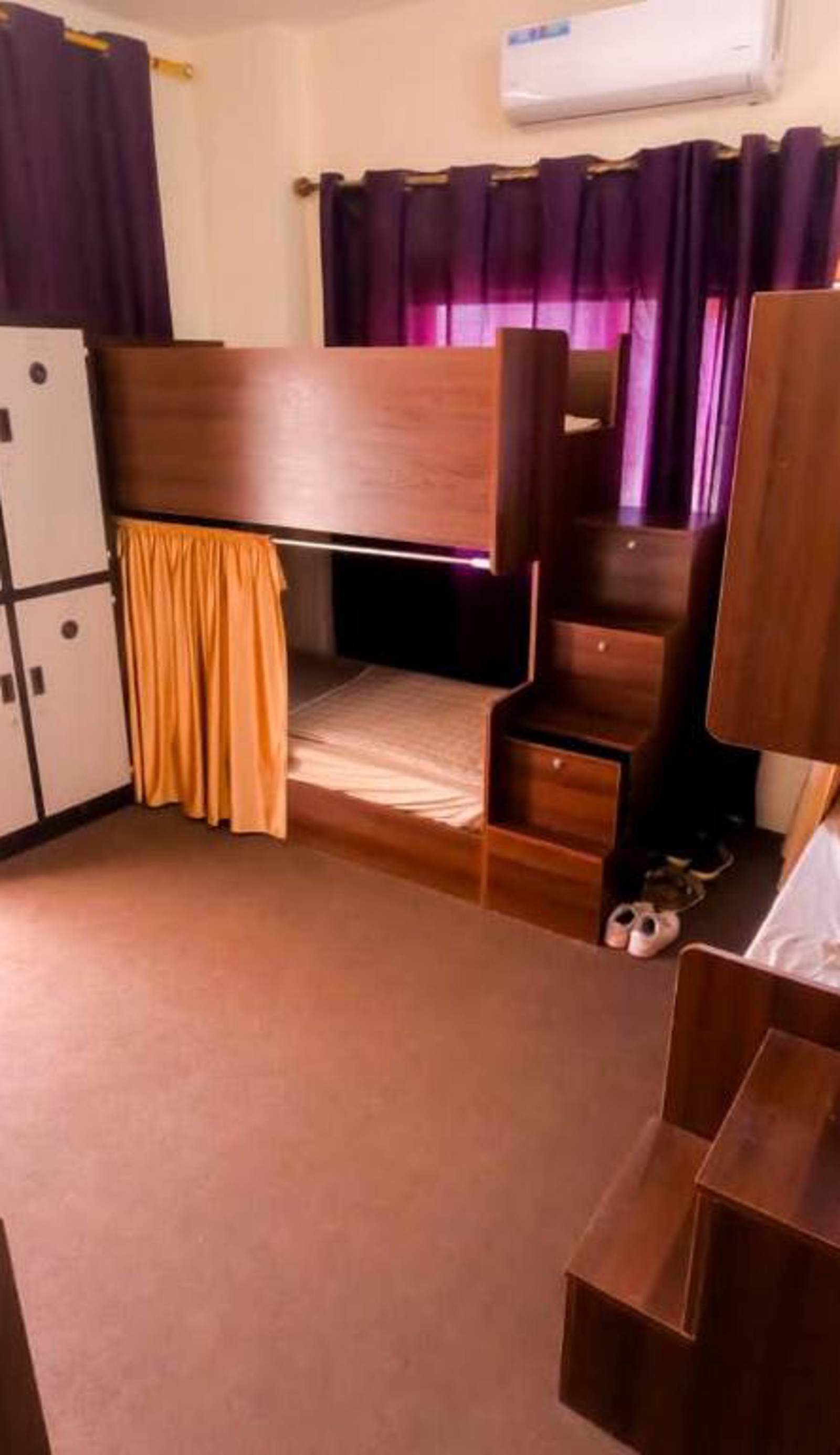Pizza Street Hostel