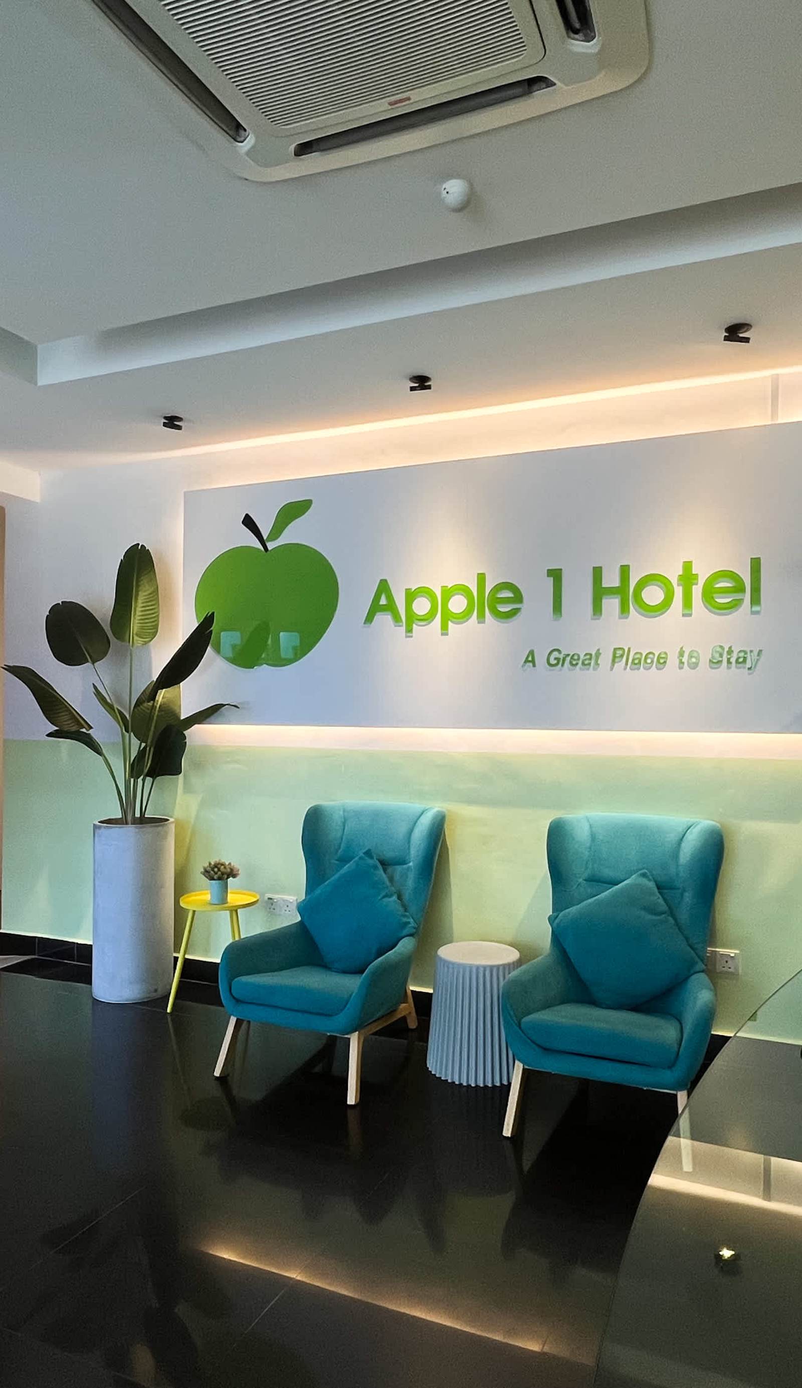 Apple 1 Hotel Queensbay