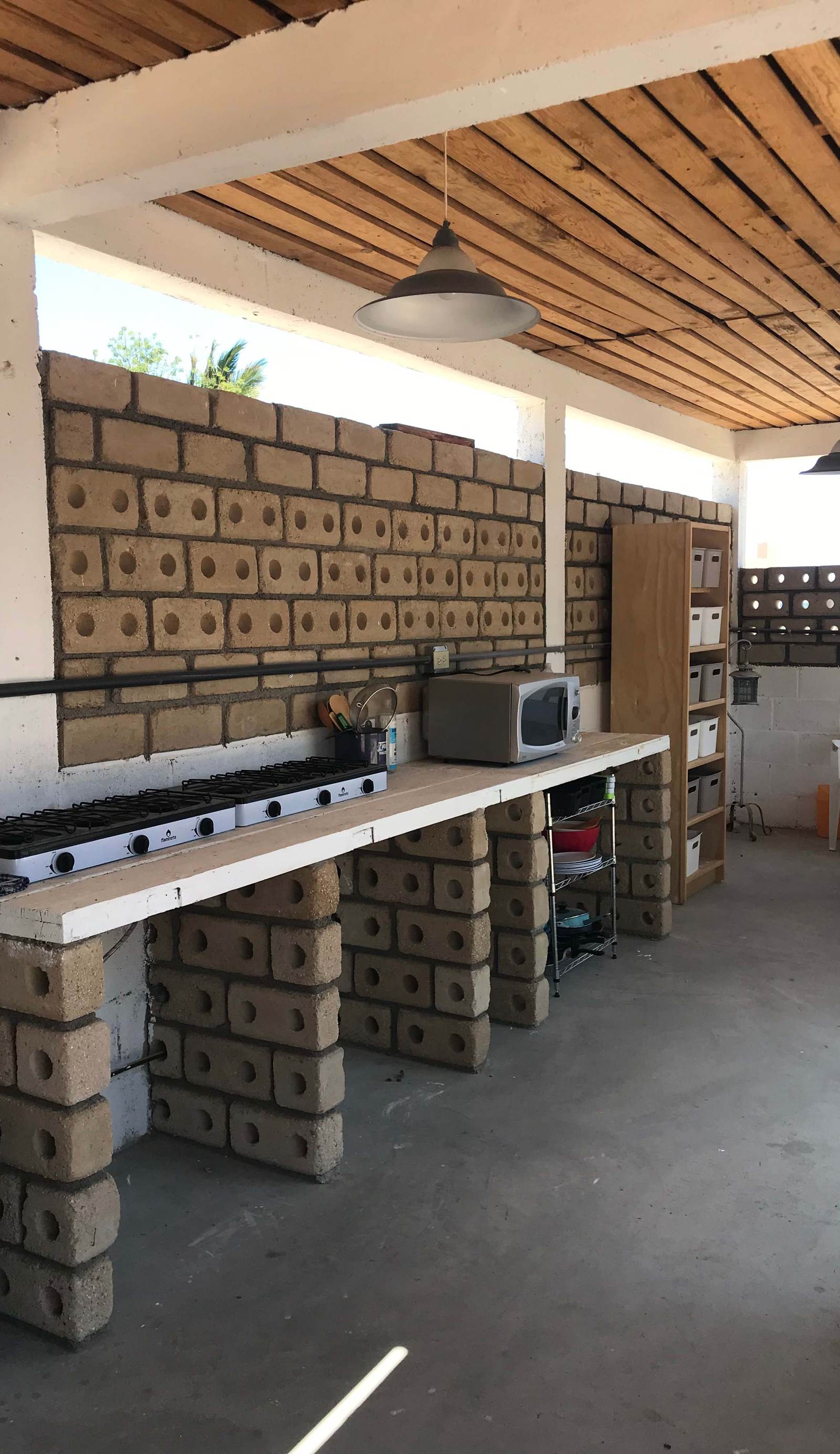 Susu’Z Village Hostel and Rooms