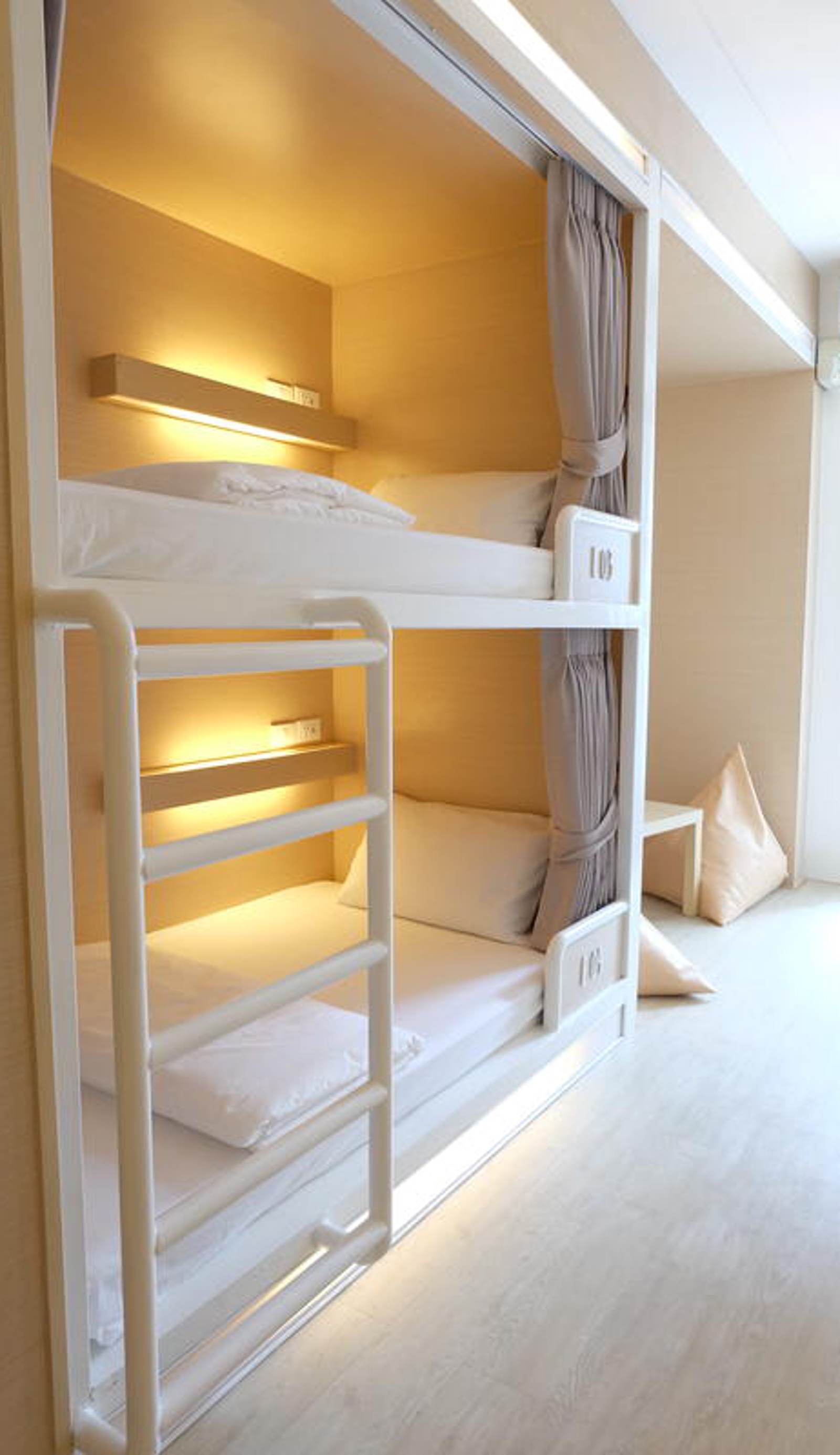 About A Bed Hostel Chiangmai