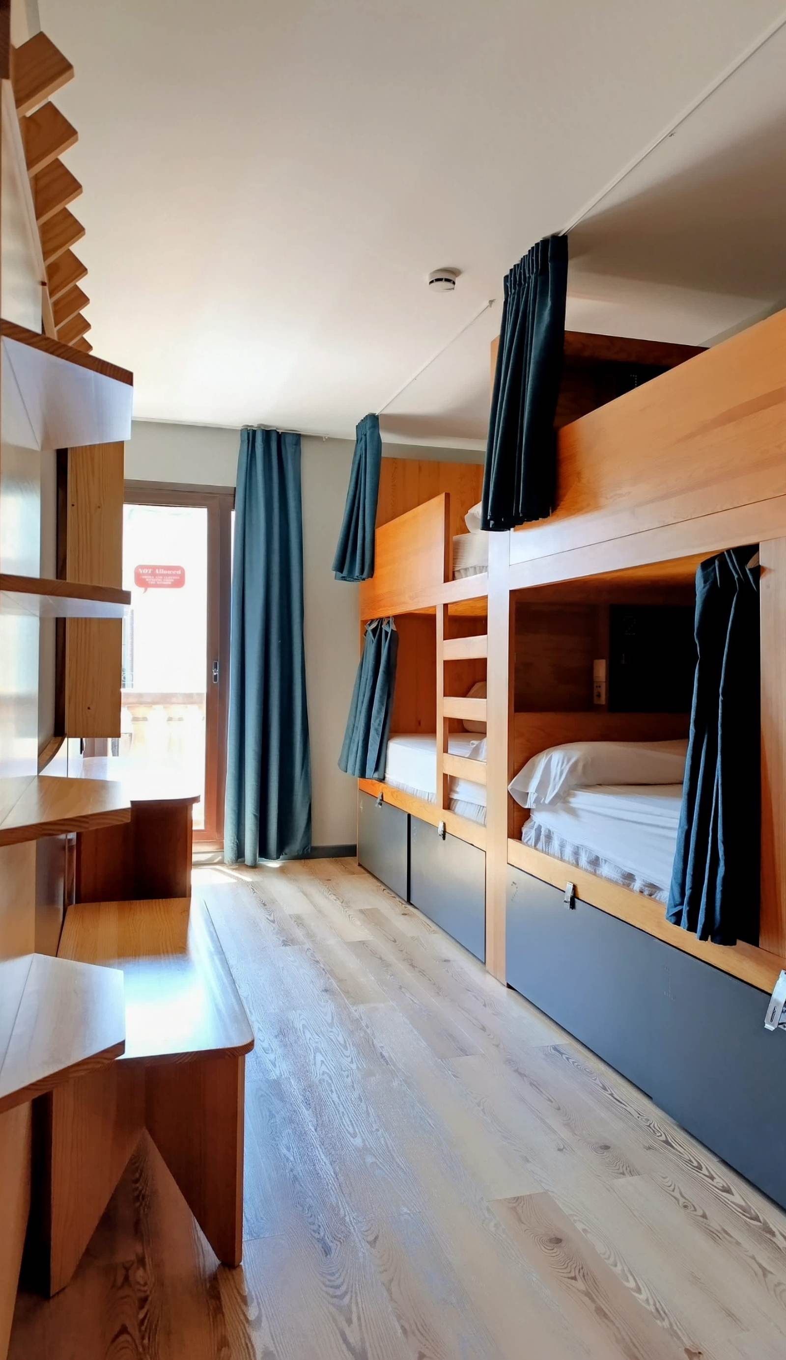 Yeah Hostel Barcelona