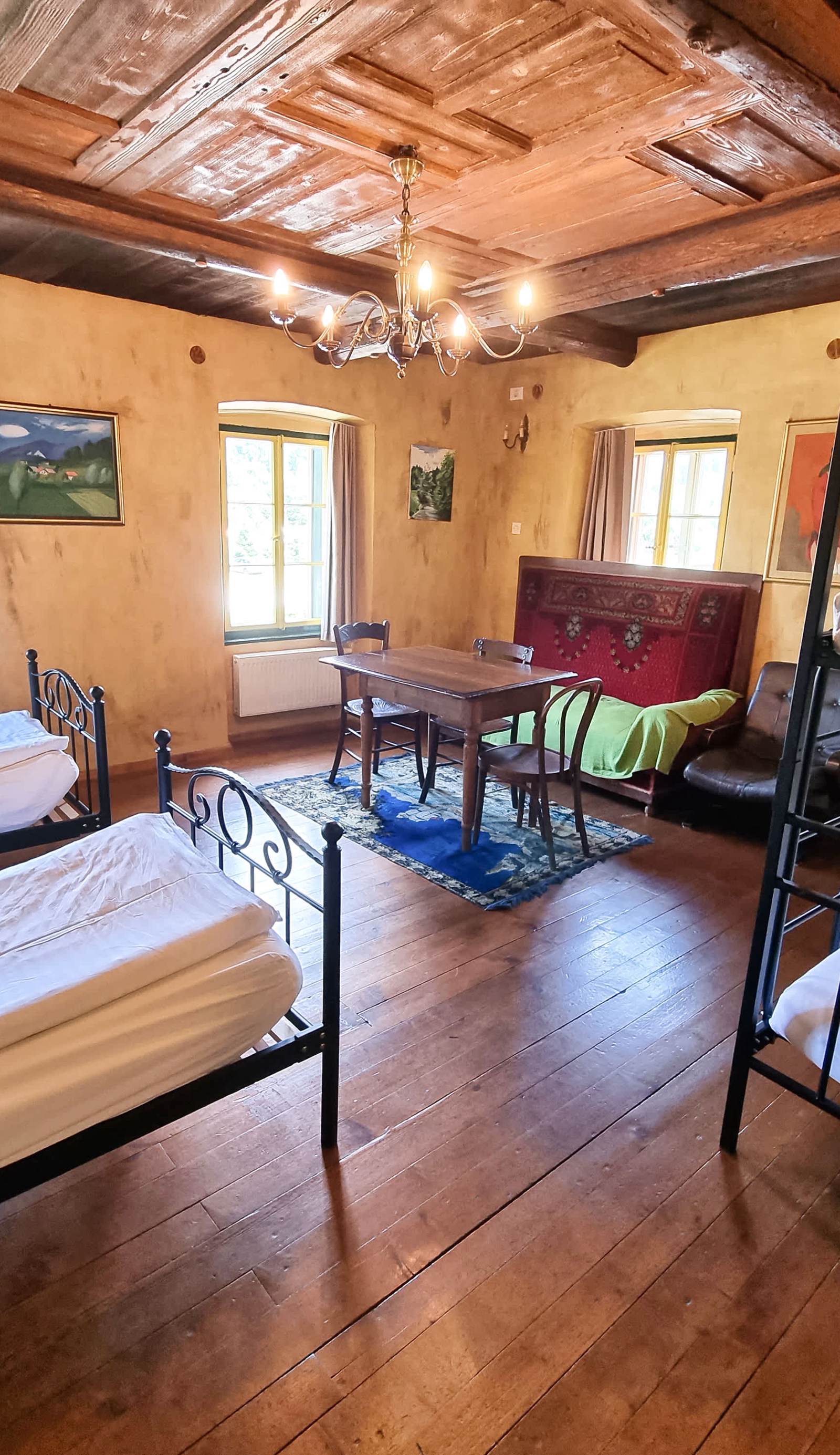 B&B and Hostel Pod Skalo