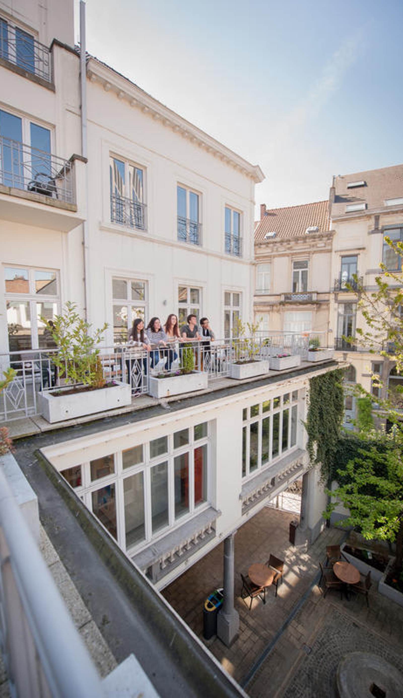 Jacques Brel Youth Hostel
