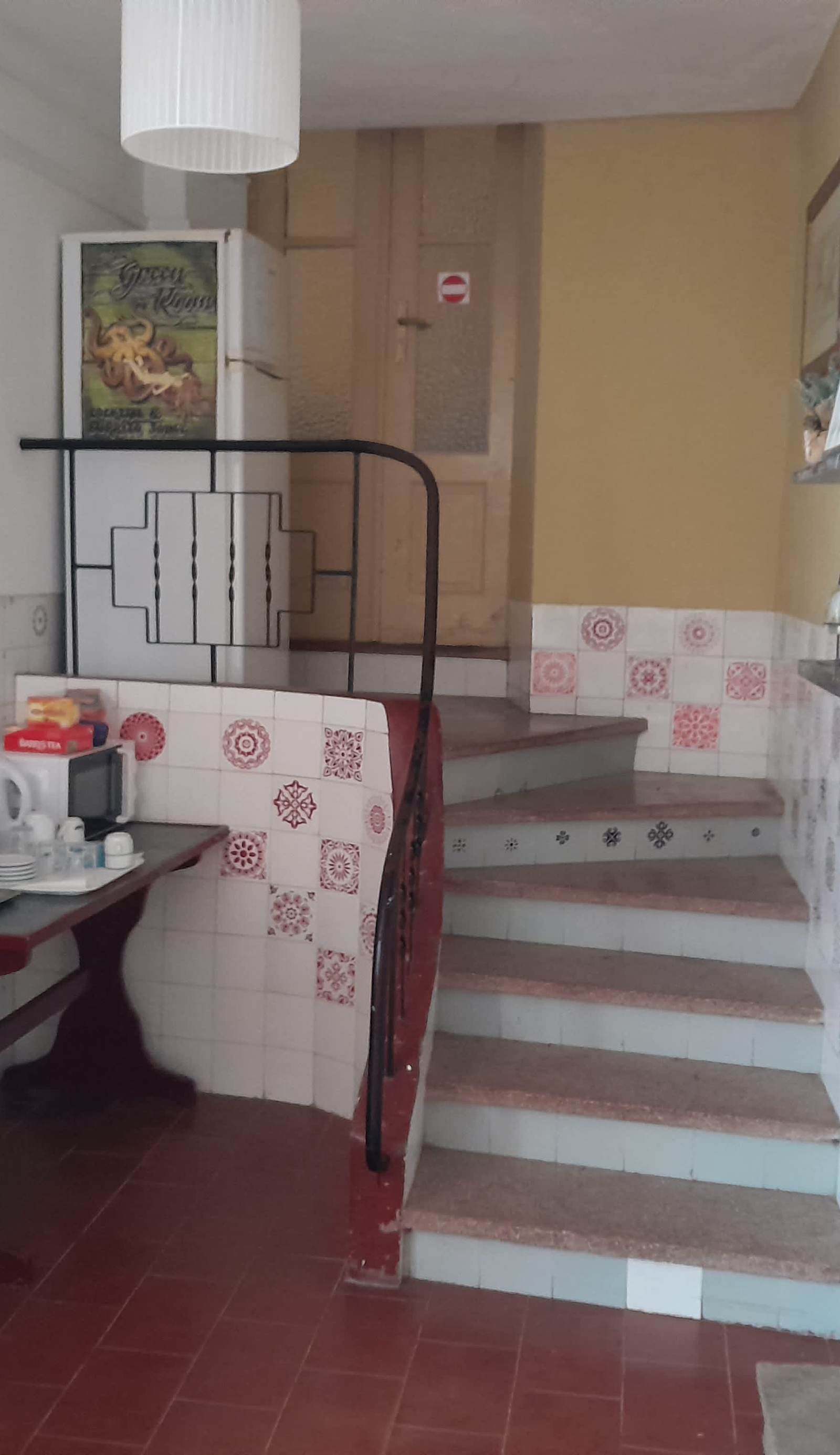 Caravela House