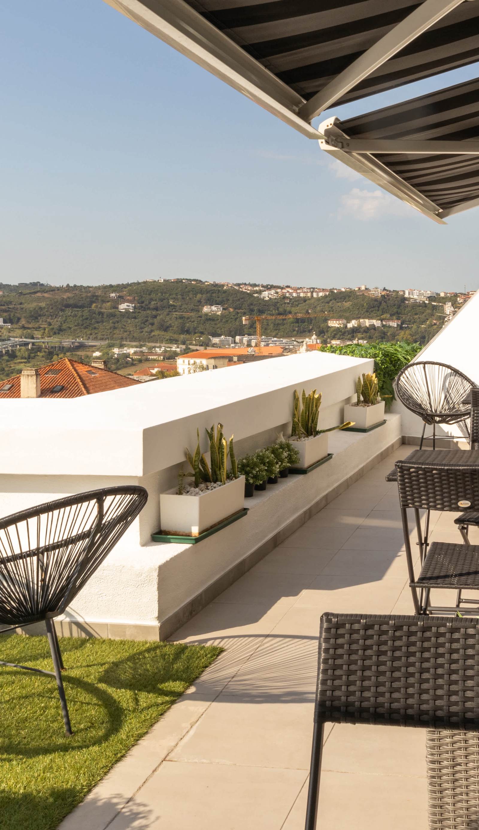 Penedo da Saudade - Suites & Hostel