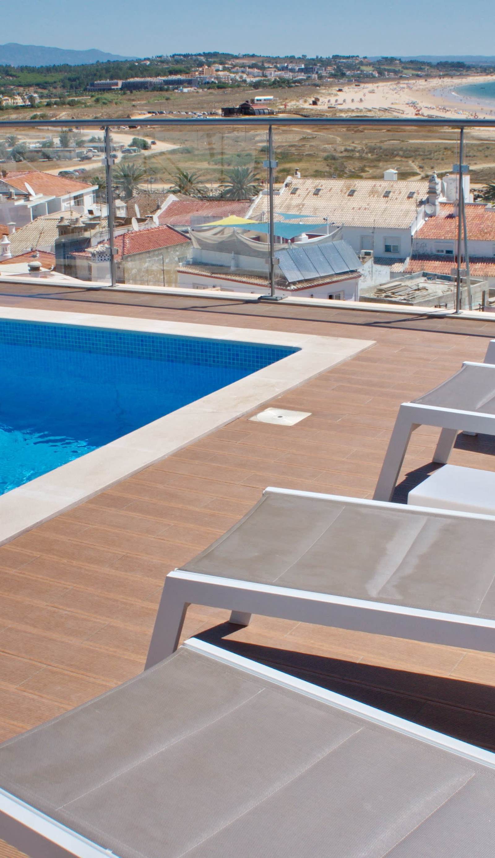 Top City Hostel & Suites