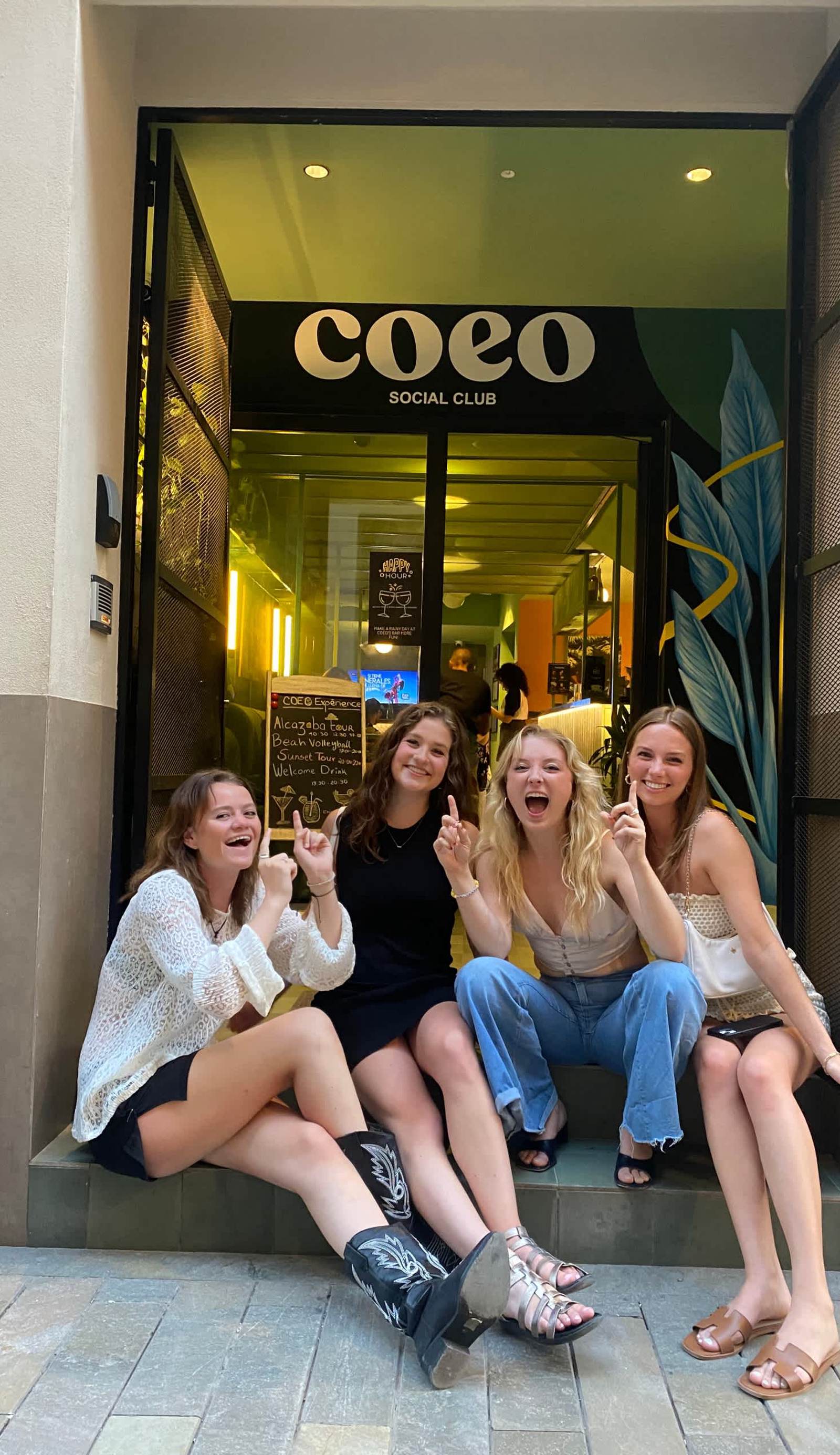Coeo Private Pod Hostel Beatas