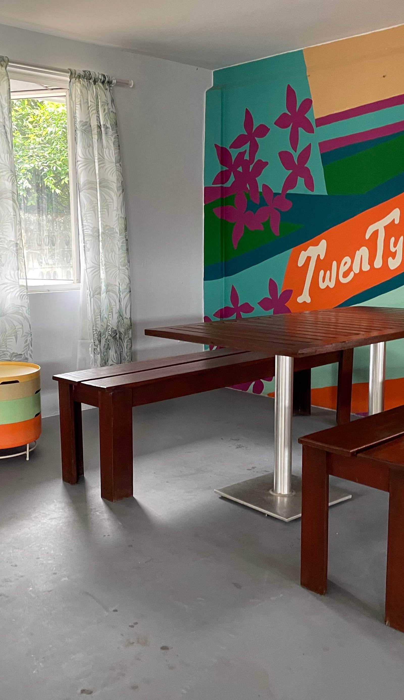 Twenty4 Hostel