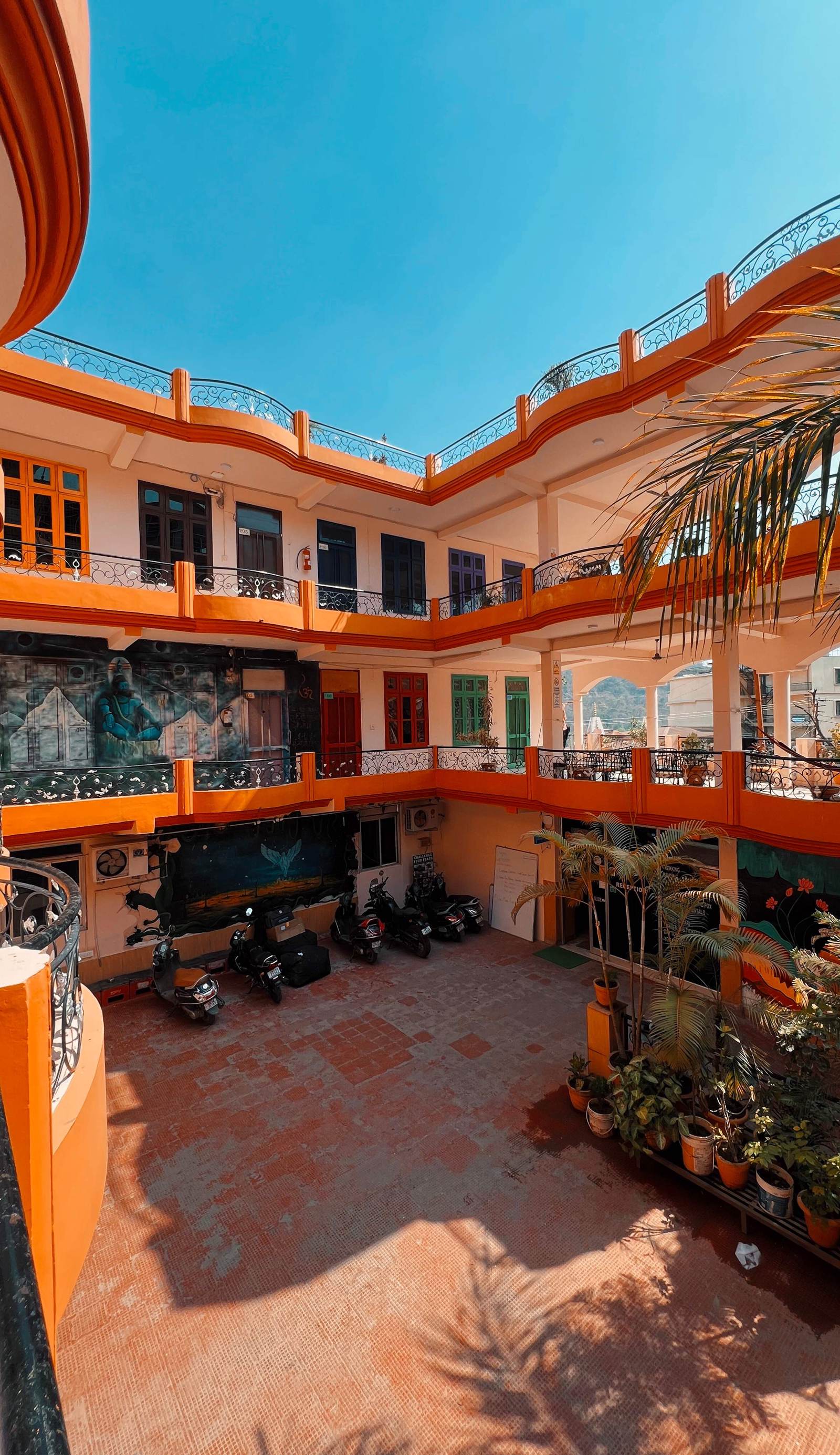 Live Free Hostel