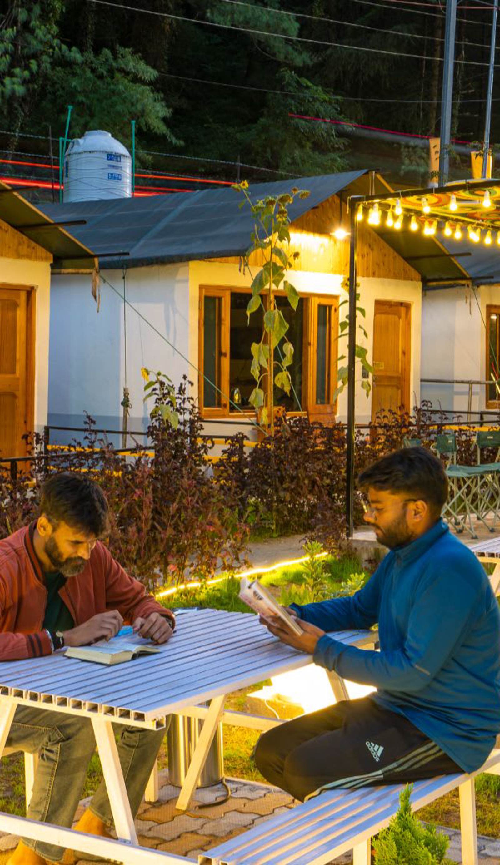 The Hosteller Kasol, Riverside