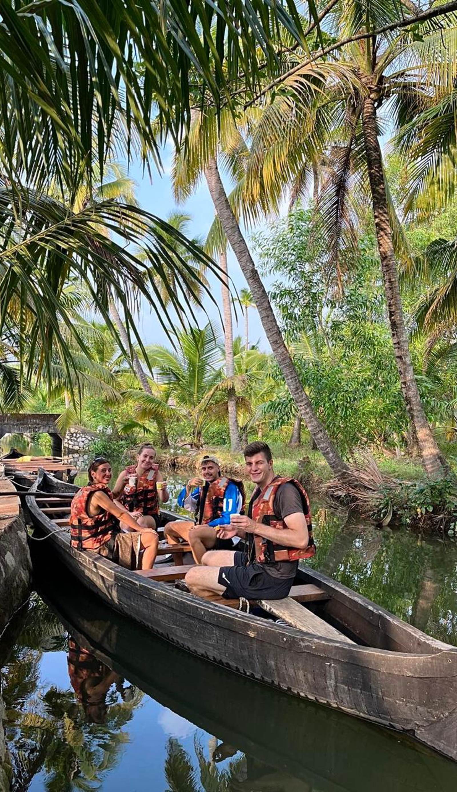 HostelExp, Munroe Island - A Community Experience