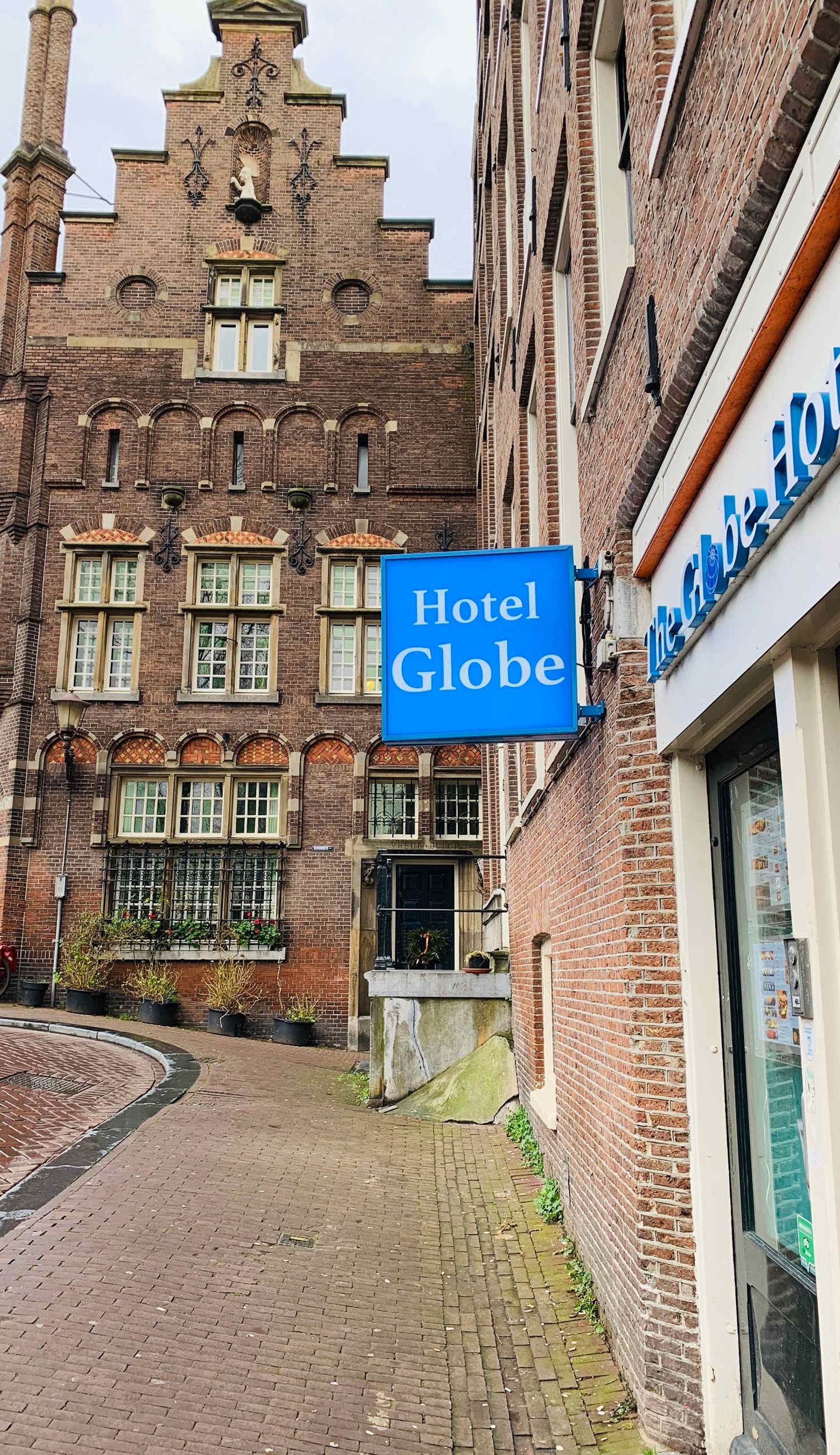Hostel the Globe Center