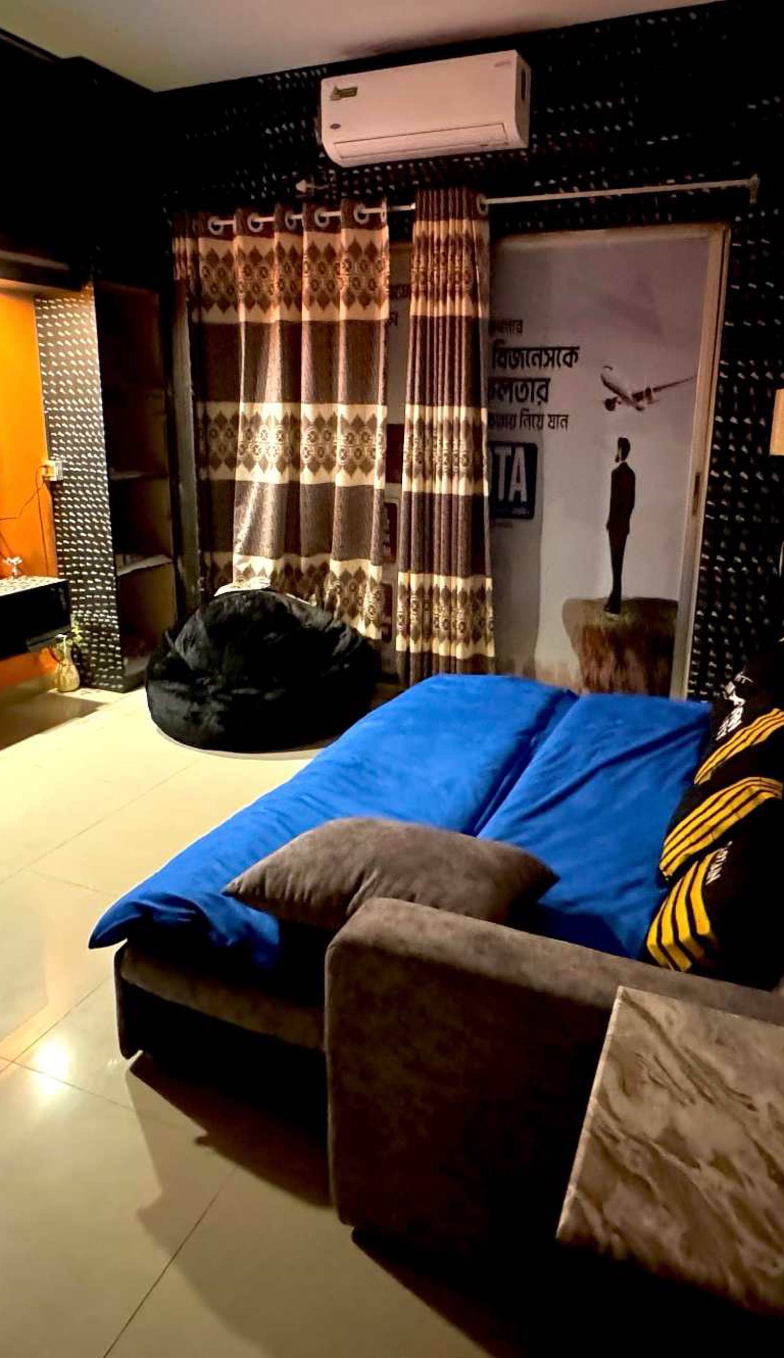 Hostel by zooFamily