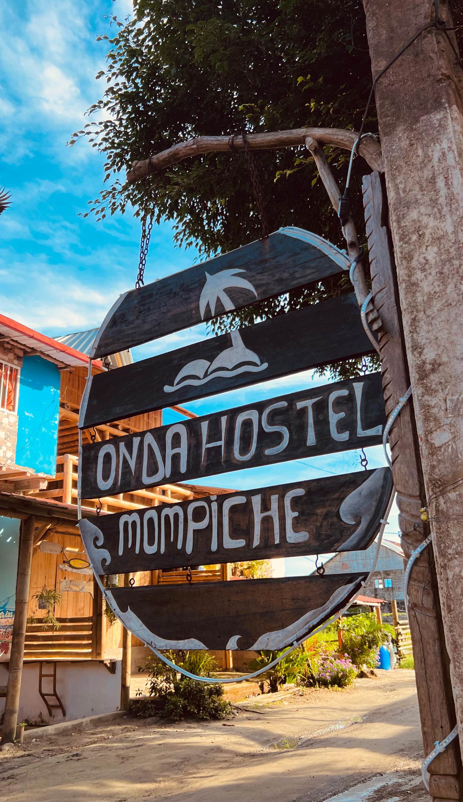 Onda Hostel Mompiche
