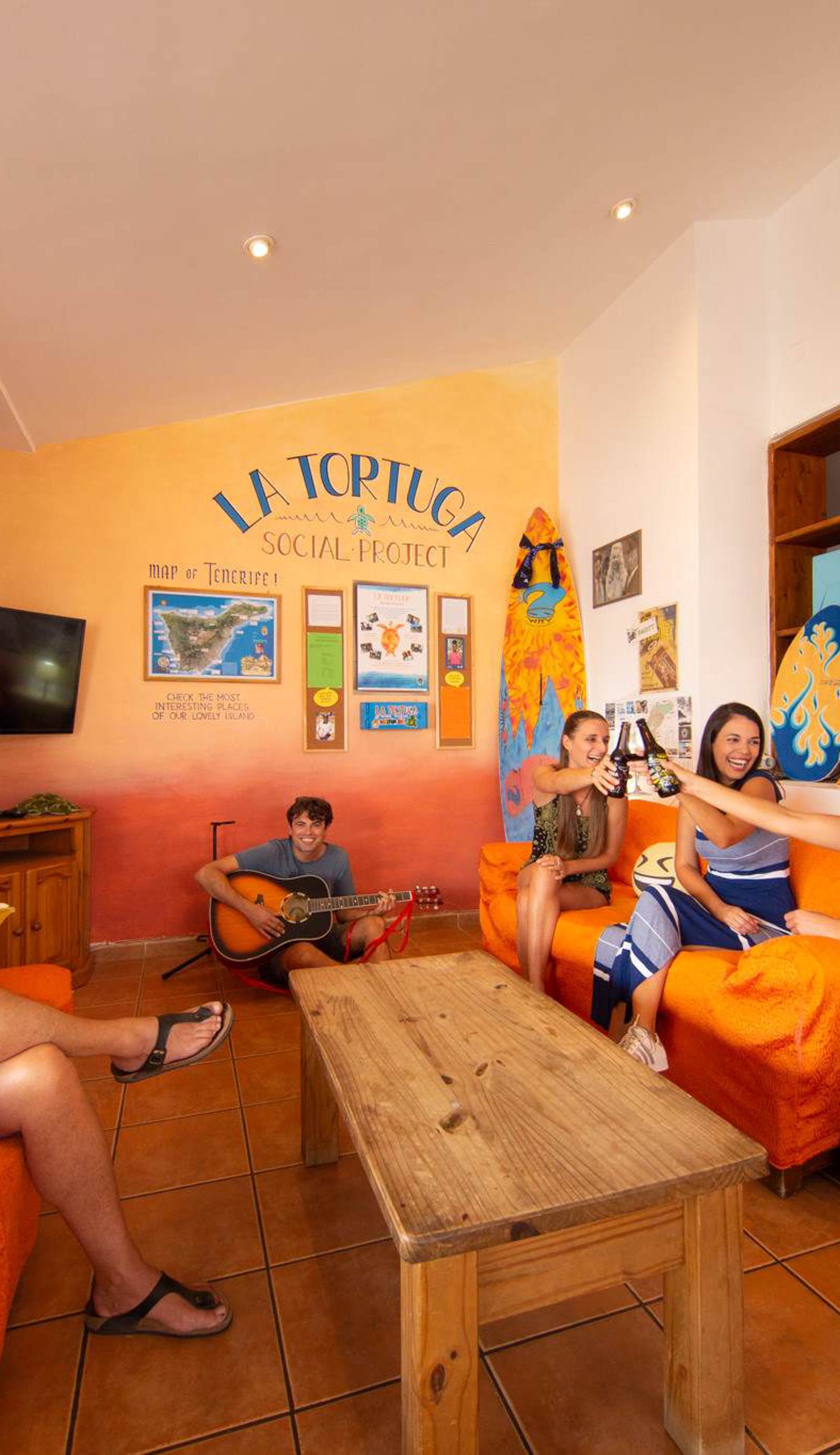 La Tortuga Hostel