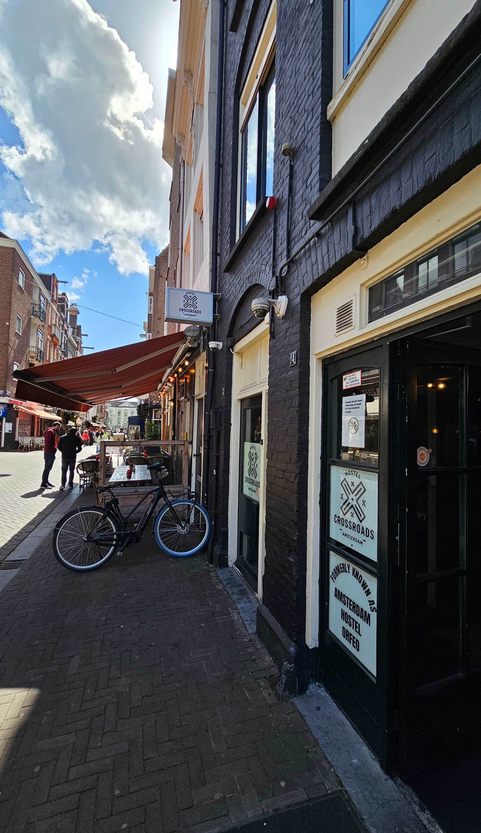 Crossroads Hostel Amsterdam