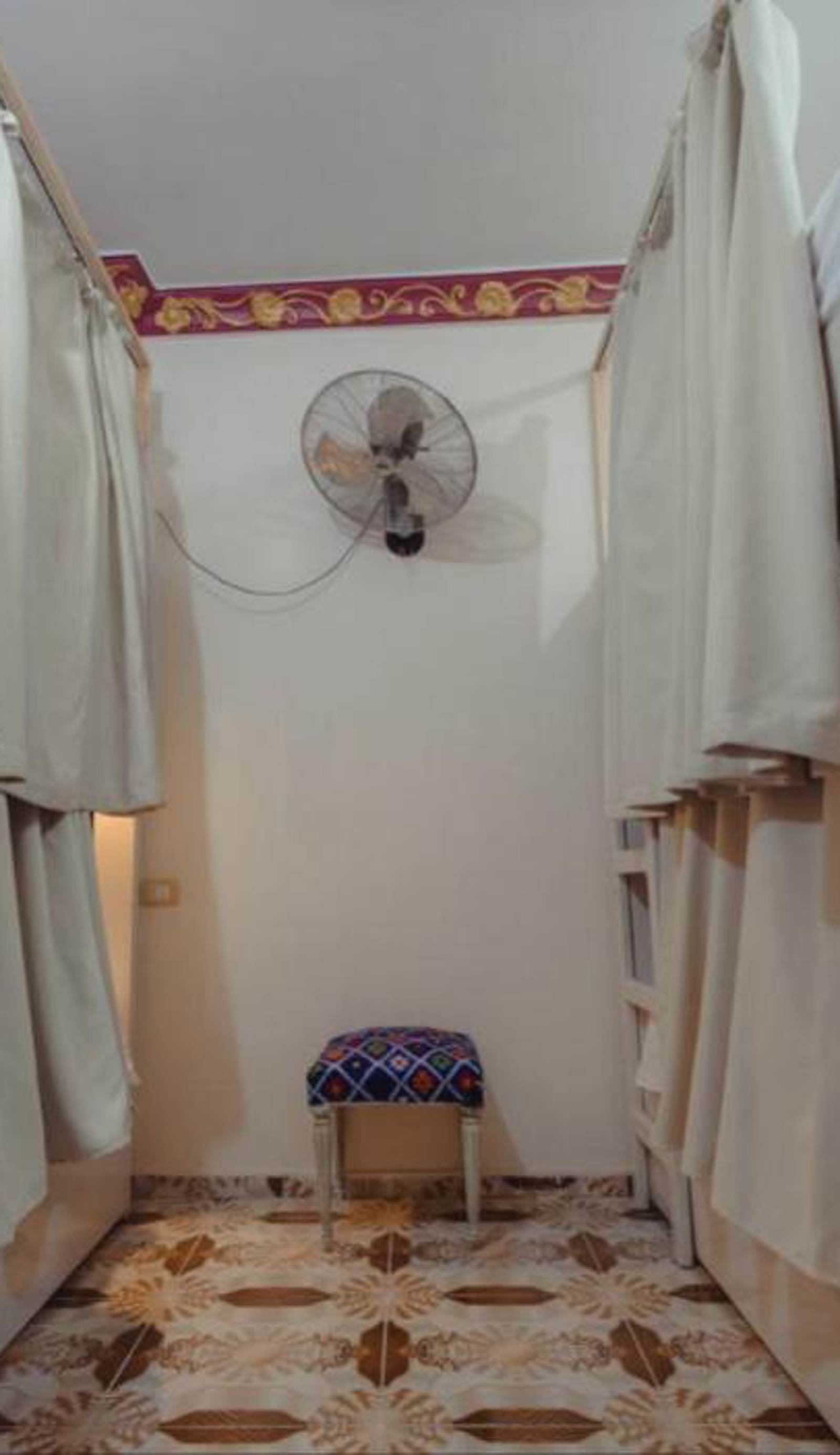 Wanees Hostel