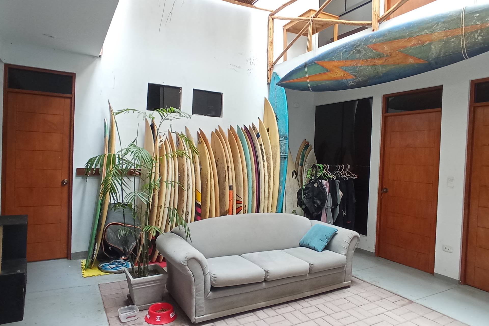 Bravo Hostels: Surf House