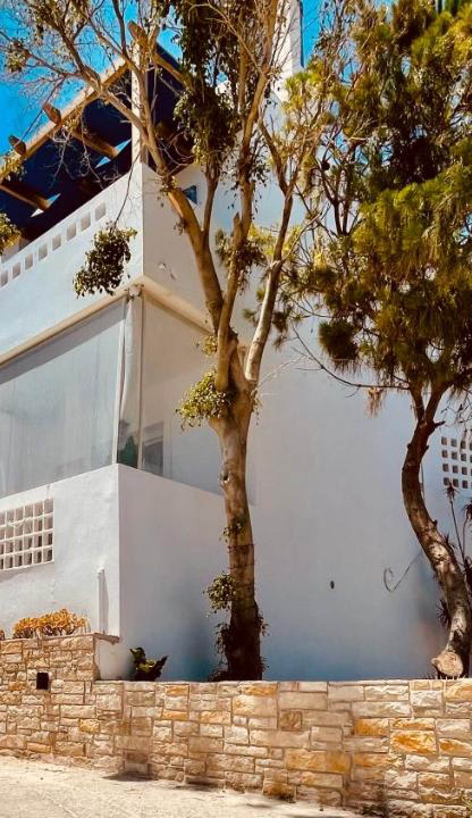 Angelica's Deluxe rooms in Adamas