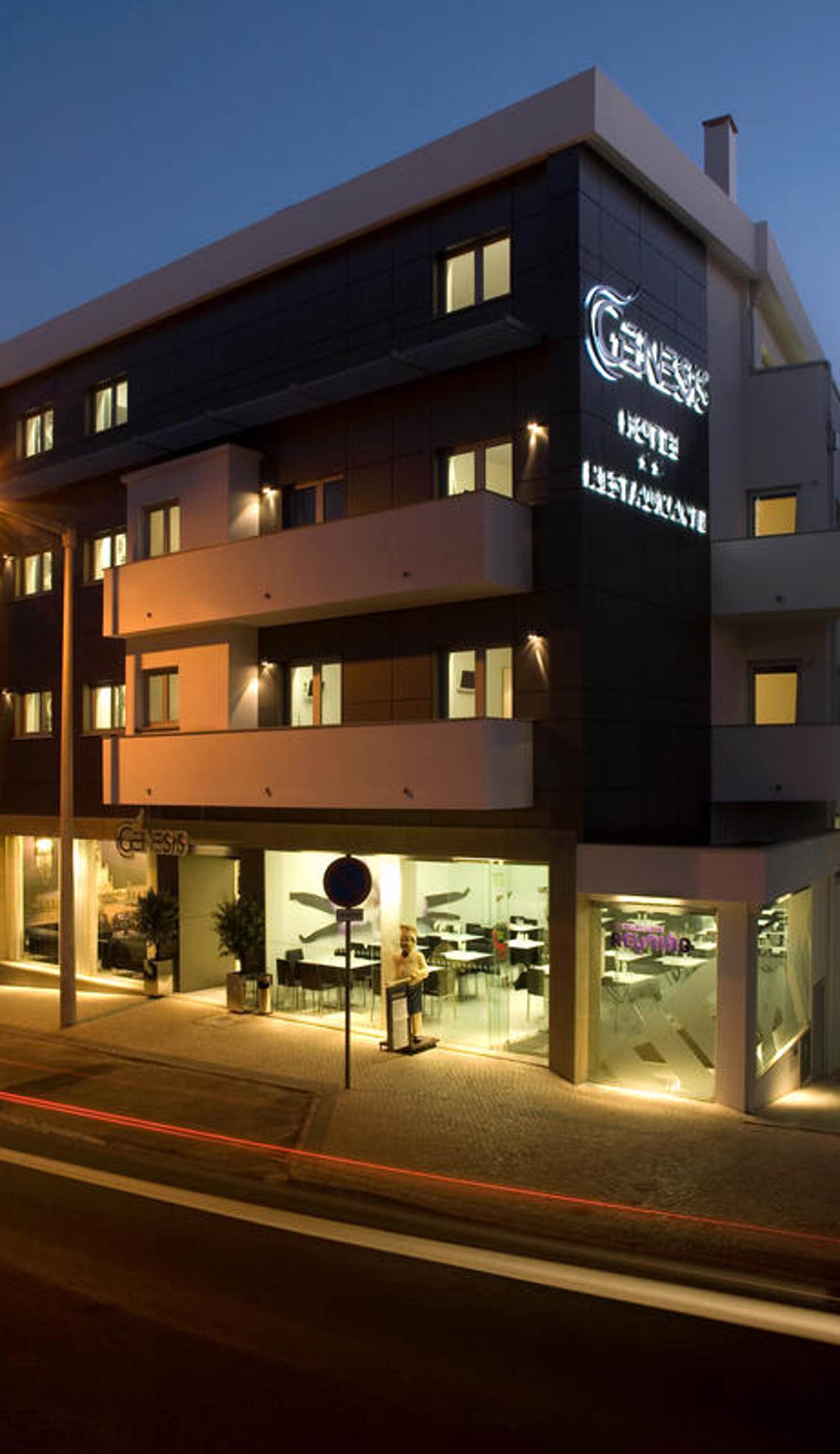 Hotel Genesis