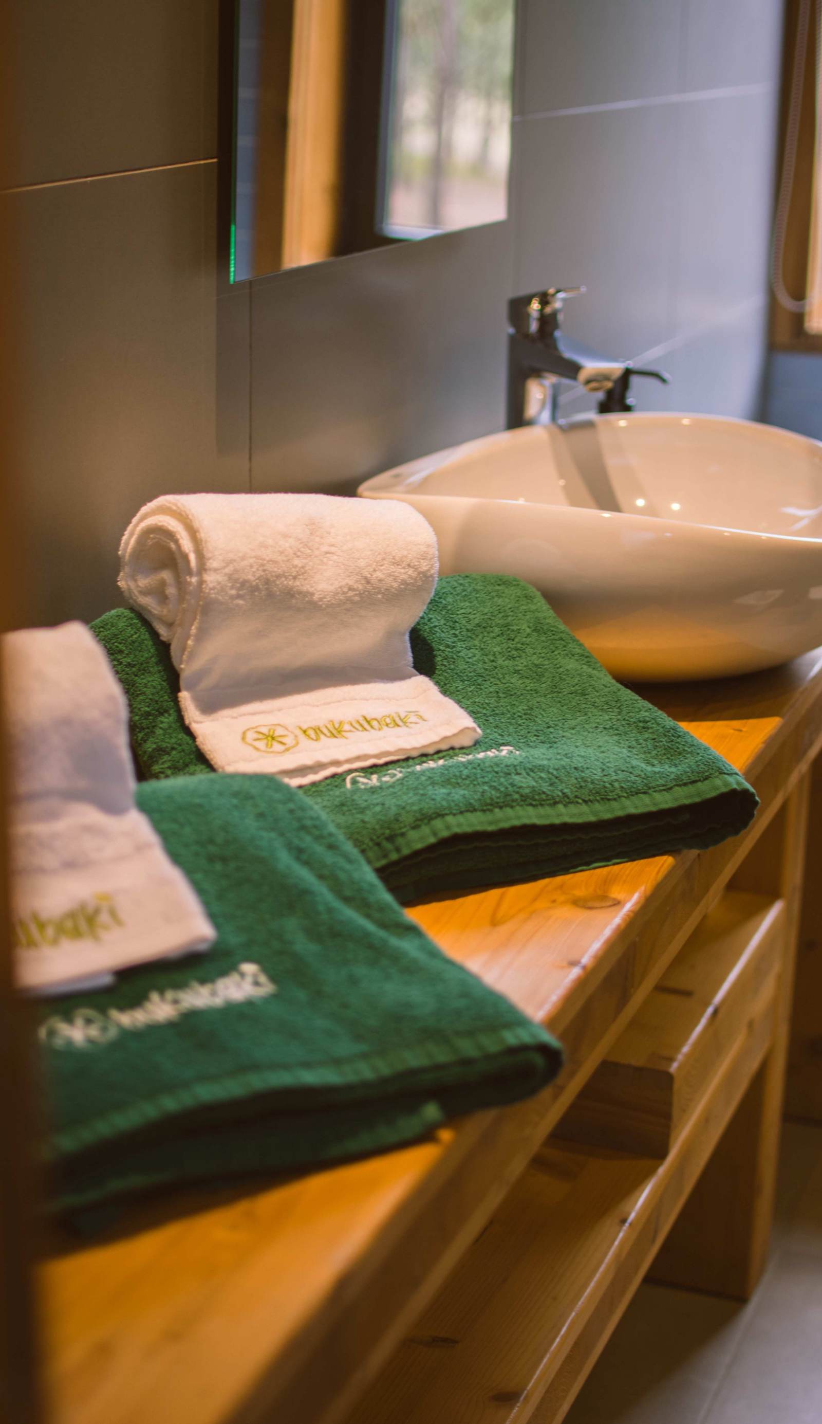 Bukubaki Eco Surf Resort