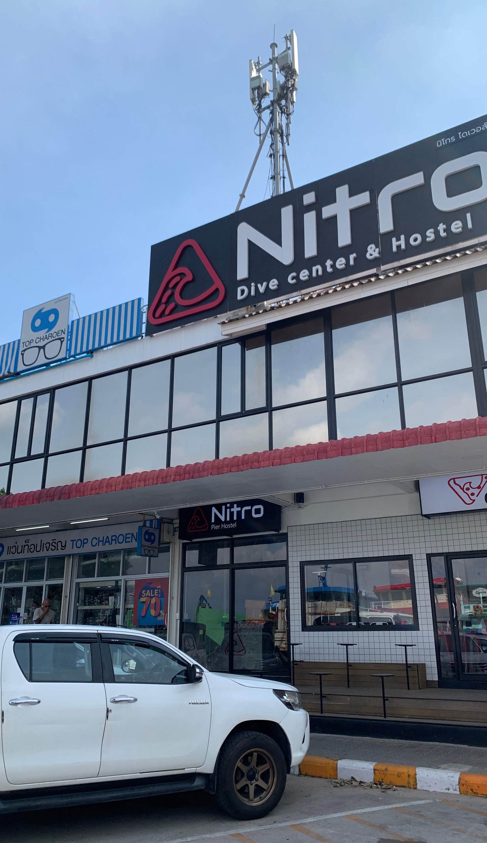 Nitro Pier Hostel