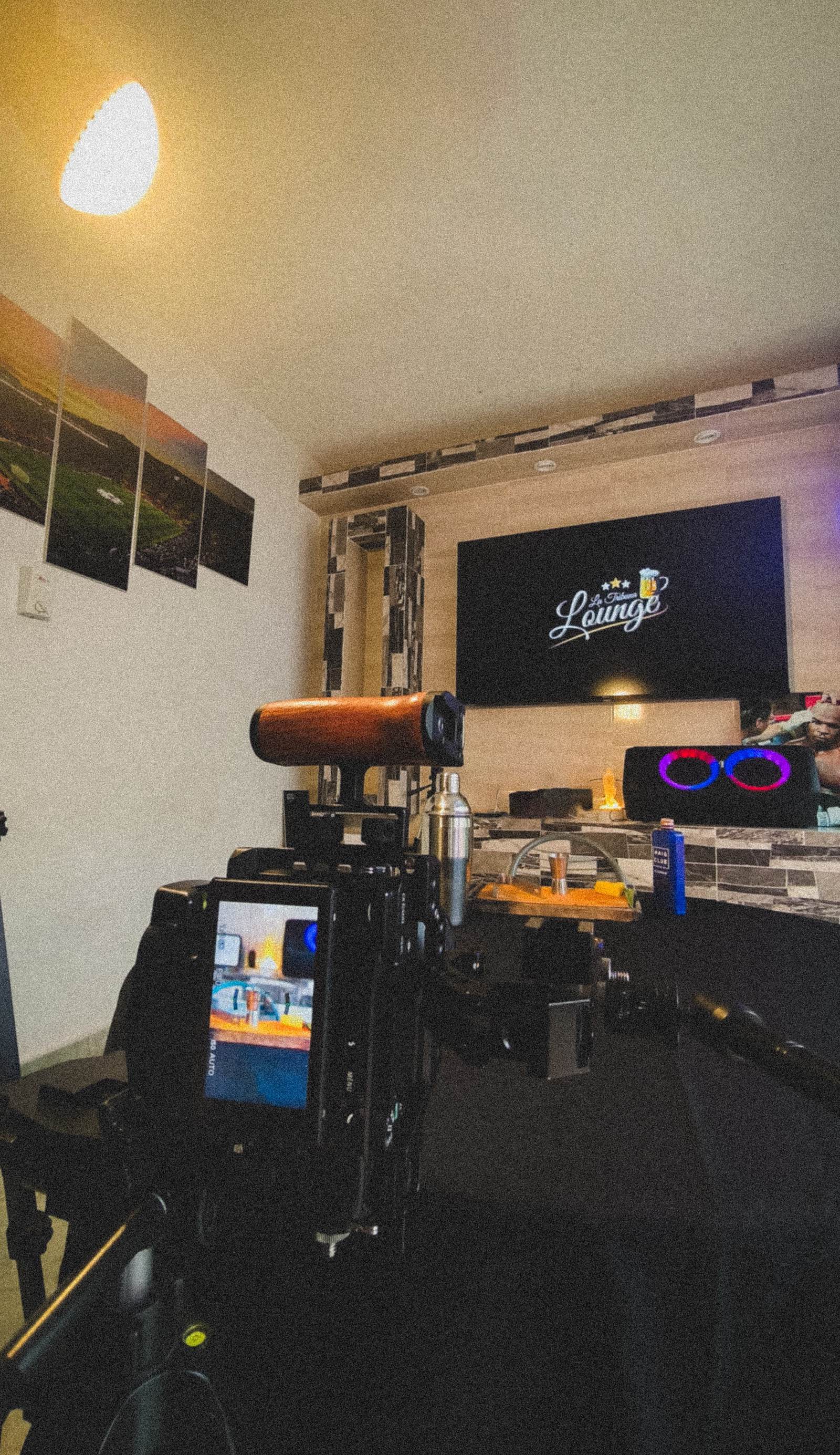 La Tribuna Lounge