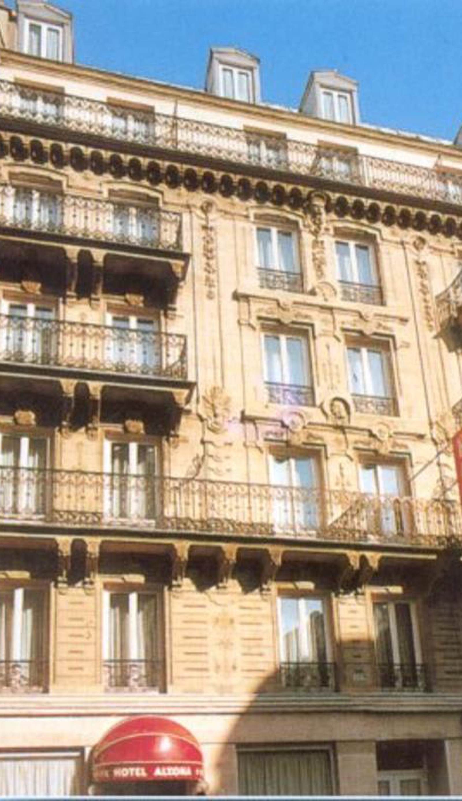 Hotel Altona**