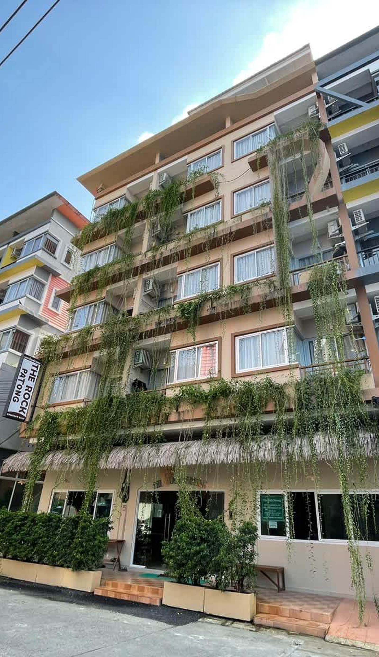The Rock Patong Comfort Stay