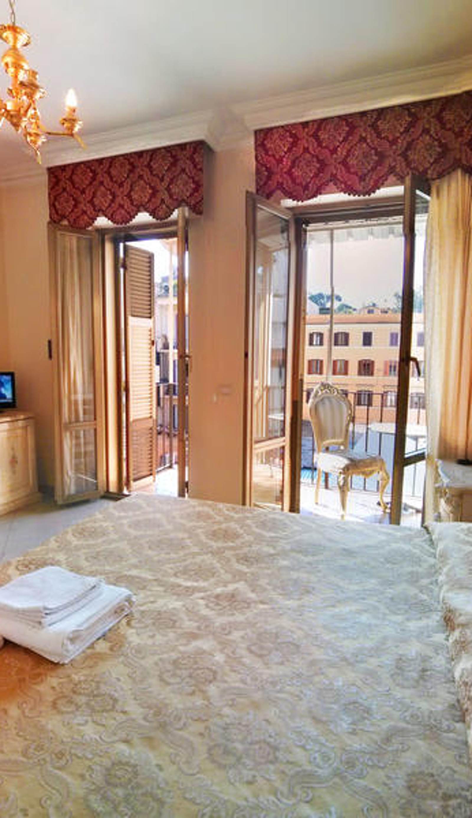 Imperial Rooms