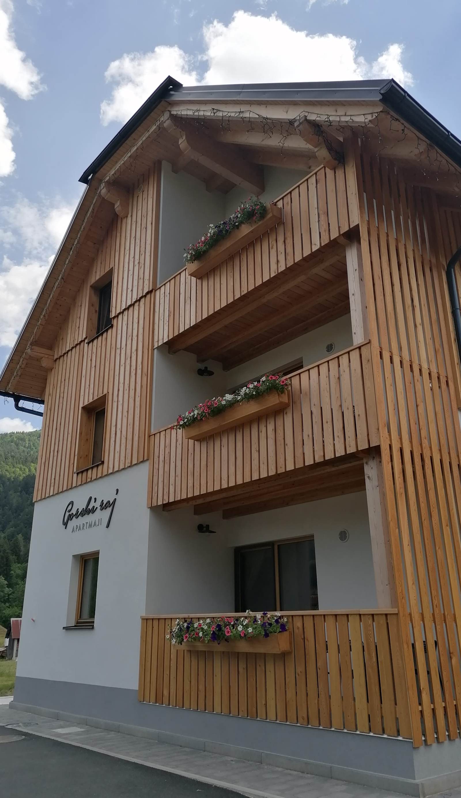Apartments Gorski Raj