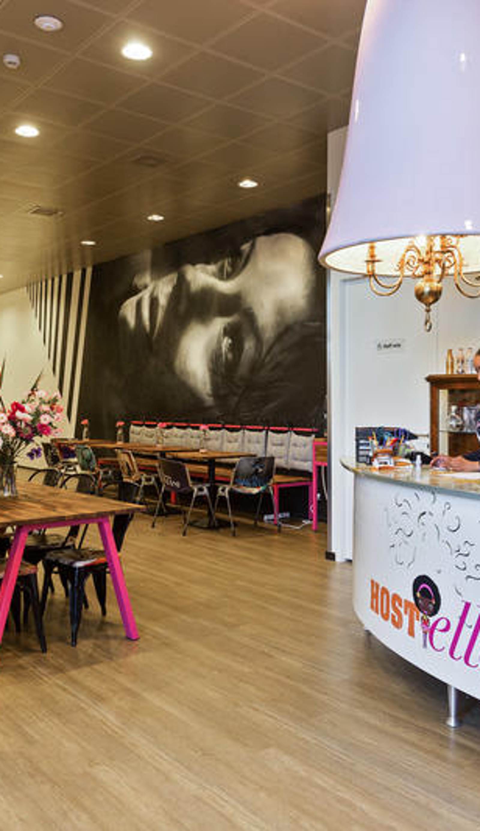 Hostelle - Women Only Hostel