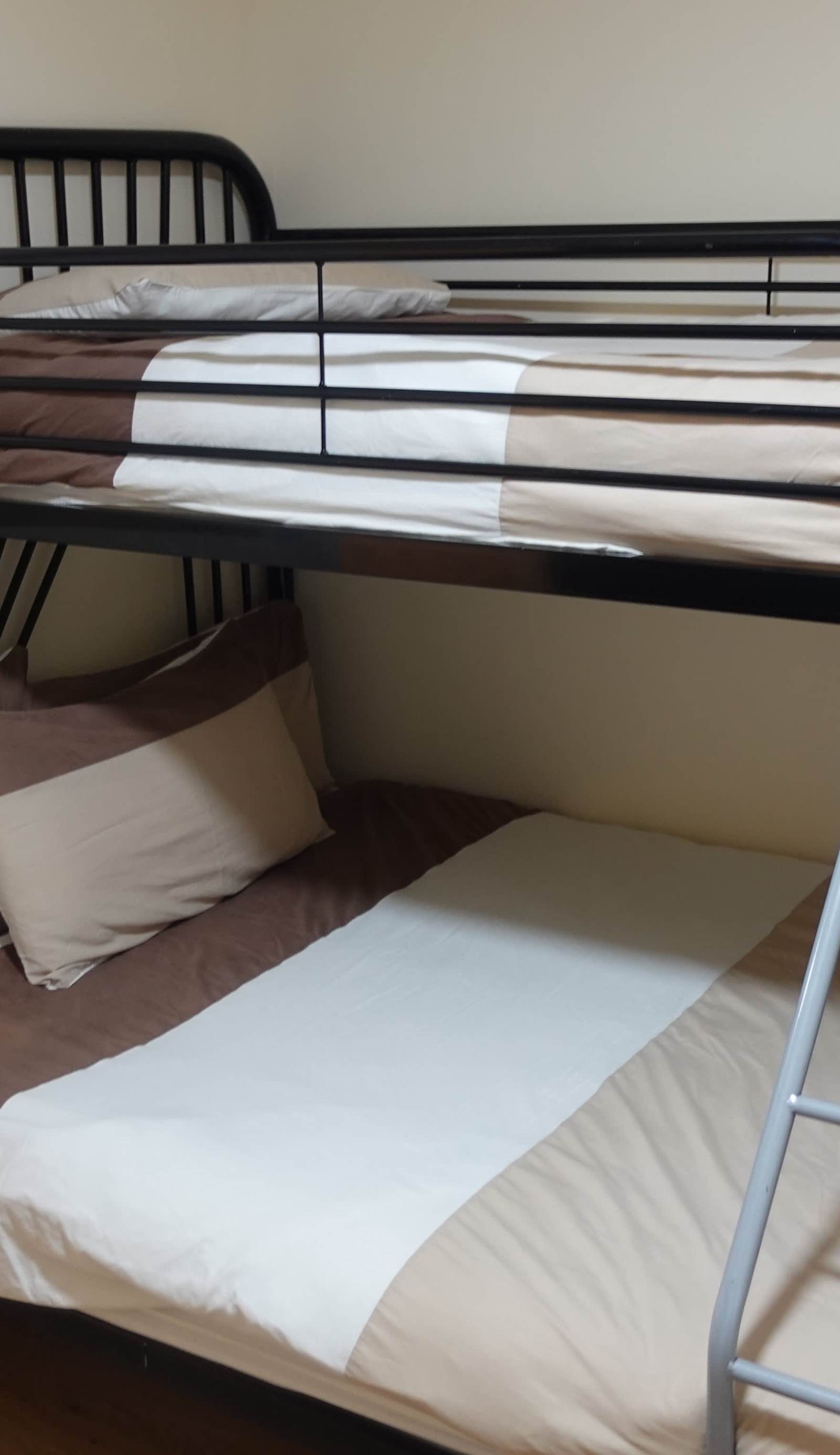 Greenway and Copper Coast Hostel
