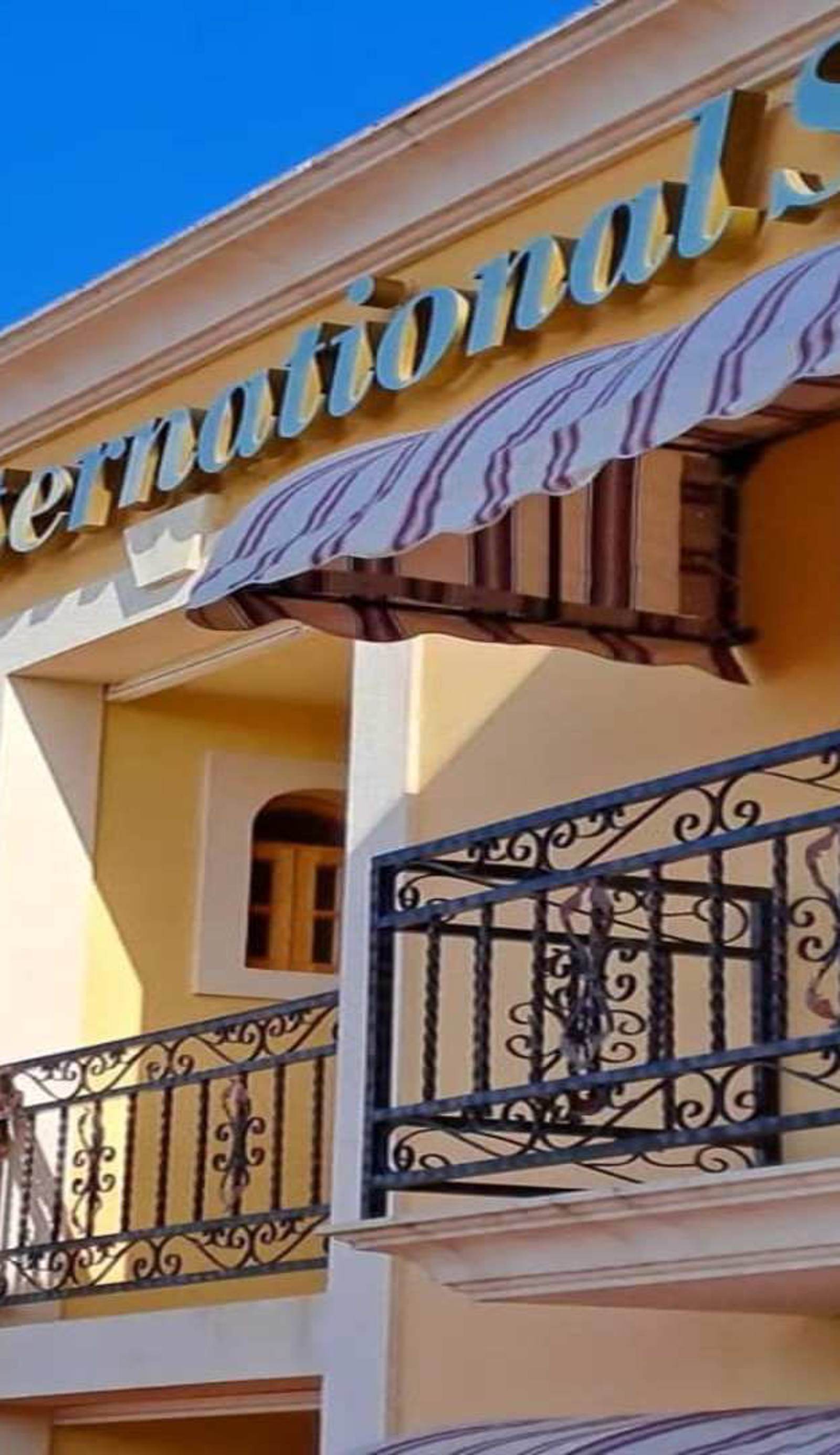 Cancun International Suites