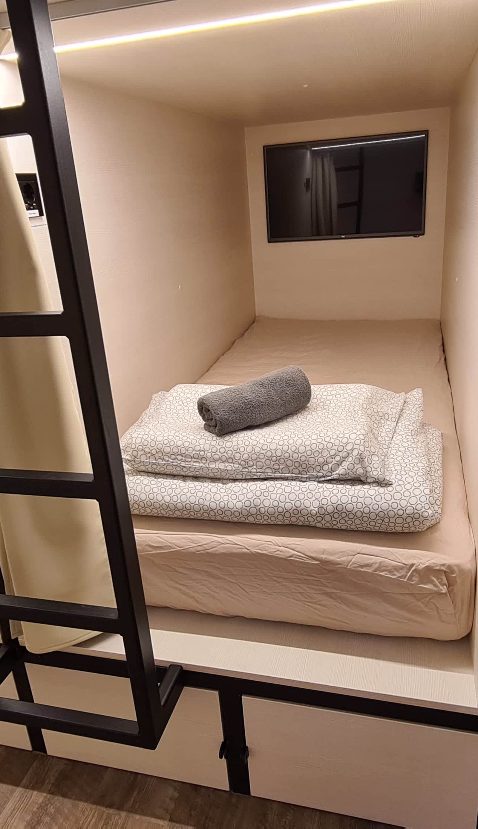 Cabin Hostel