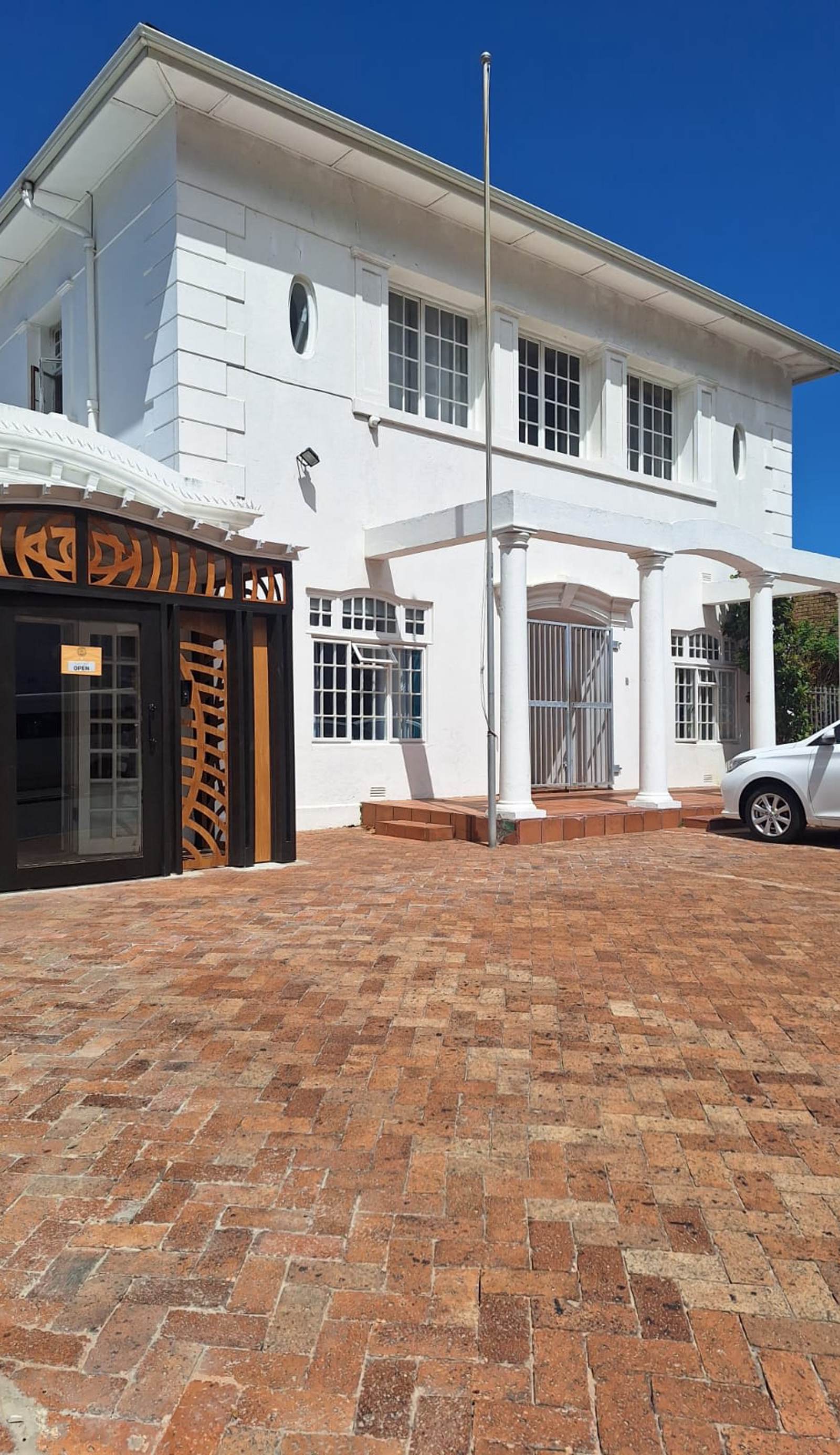 Backpackers In Muizenberg