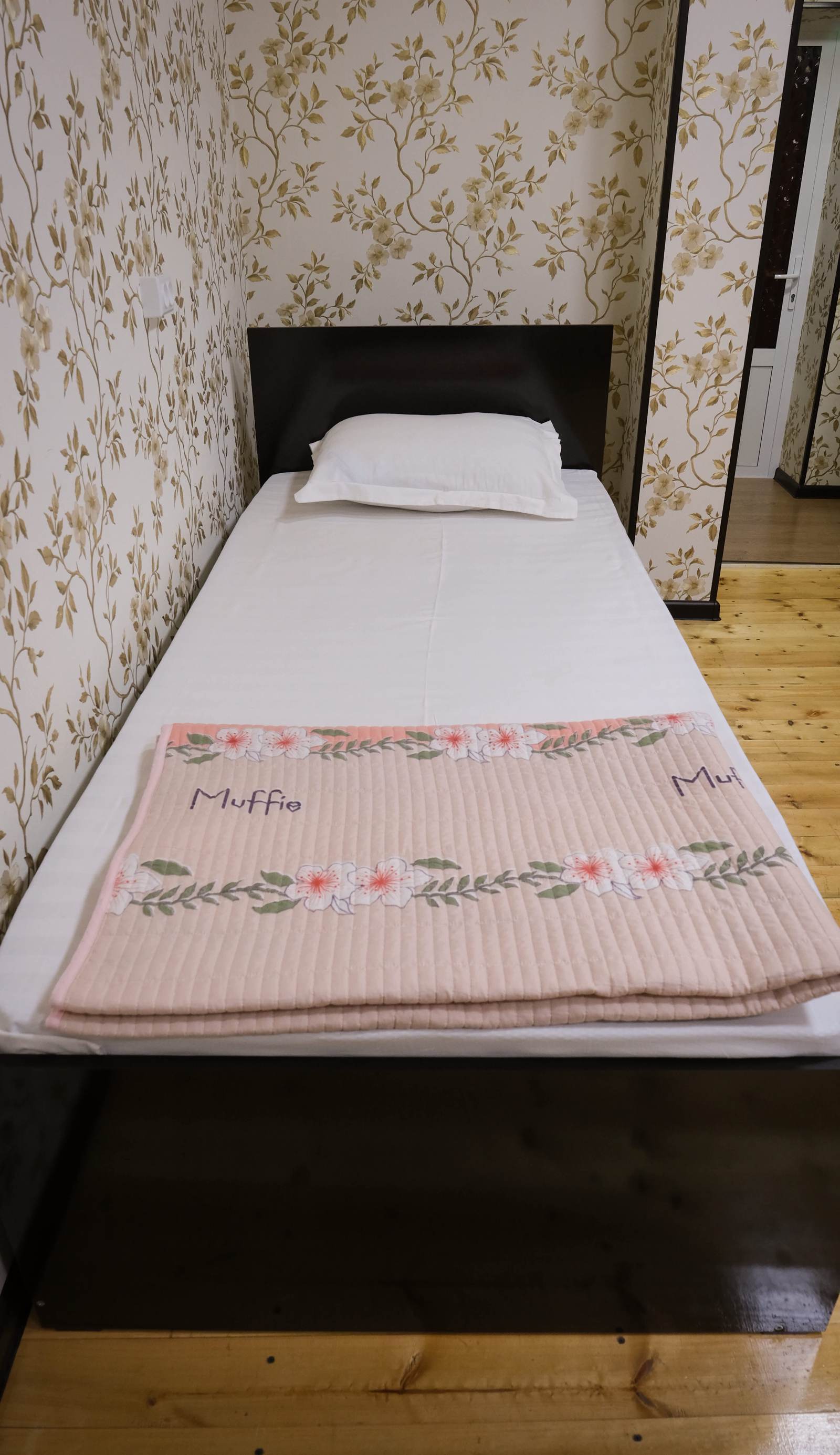 Graf Hostel