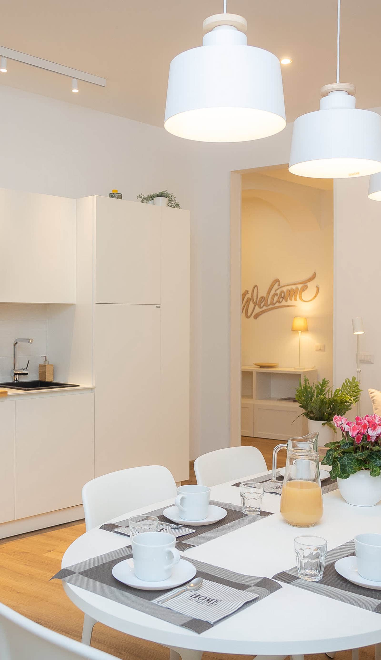 Colosseum Holidays - Three-Bedroom Apartment