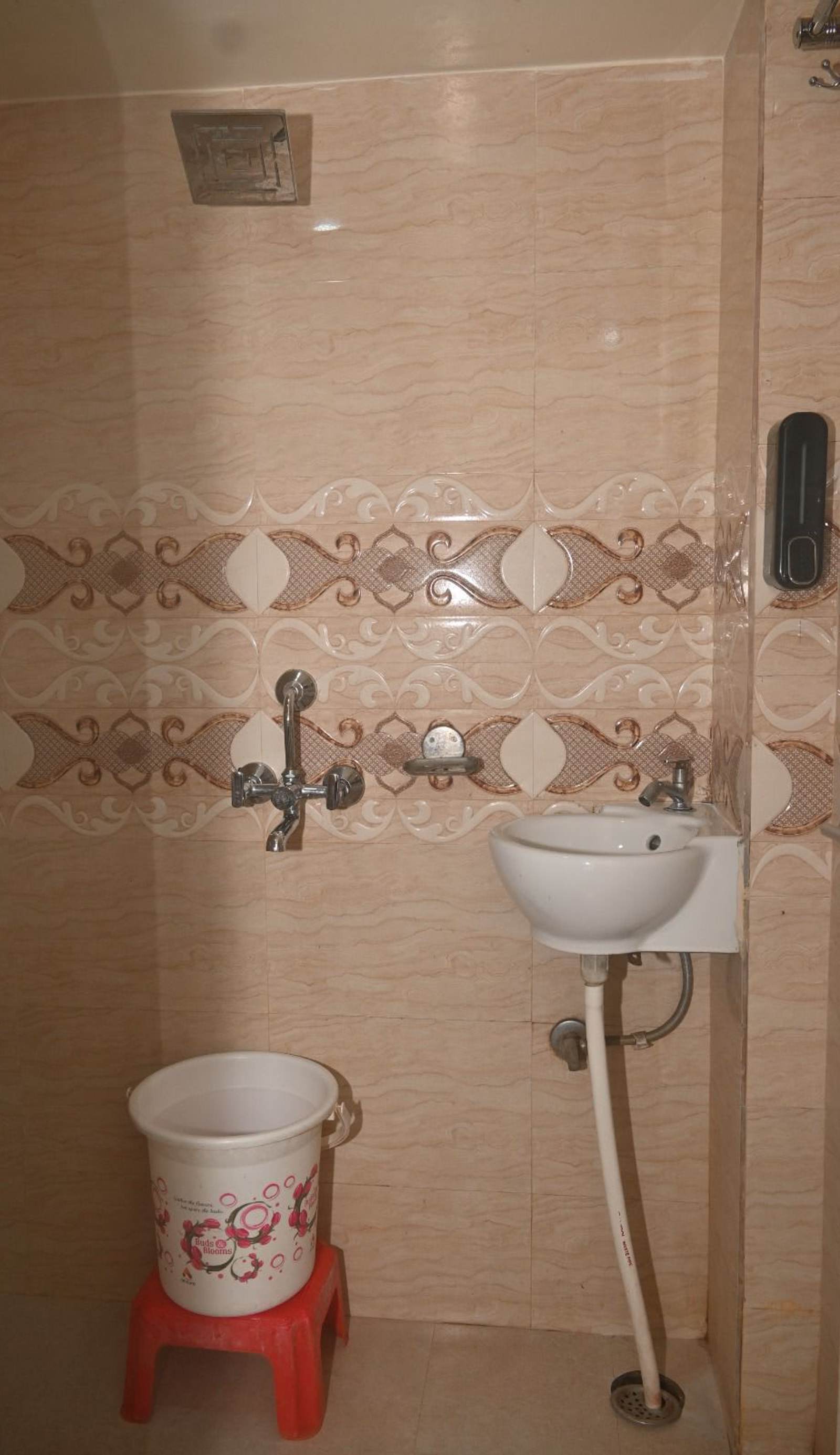 Jai Radhe Krishan Residency