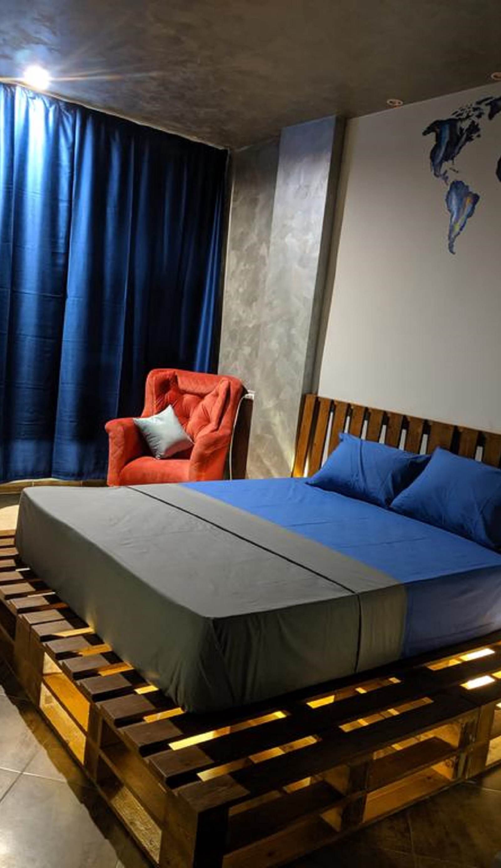 Marina Square Hostel