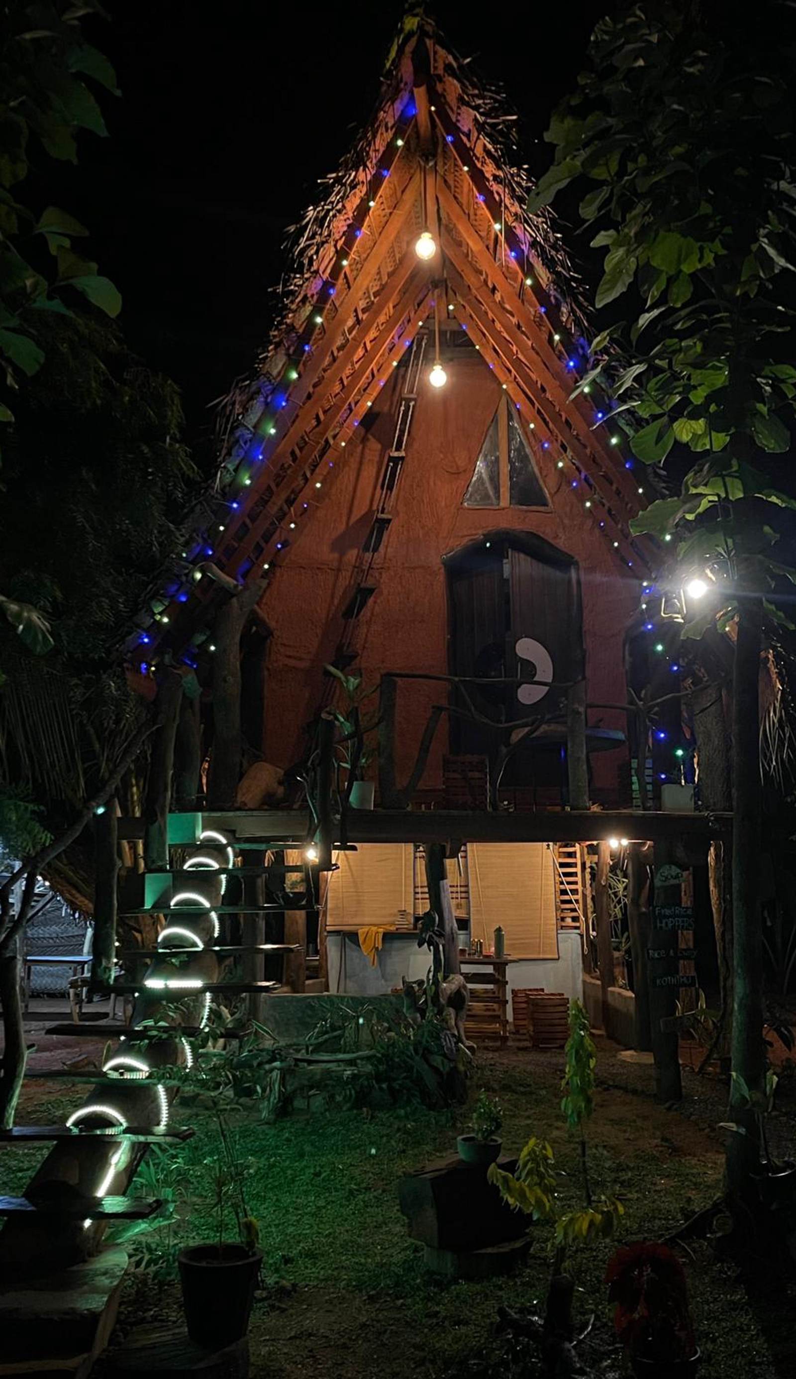 Sigiri Hunter's  Eco Tree Lodge