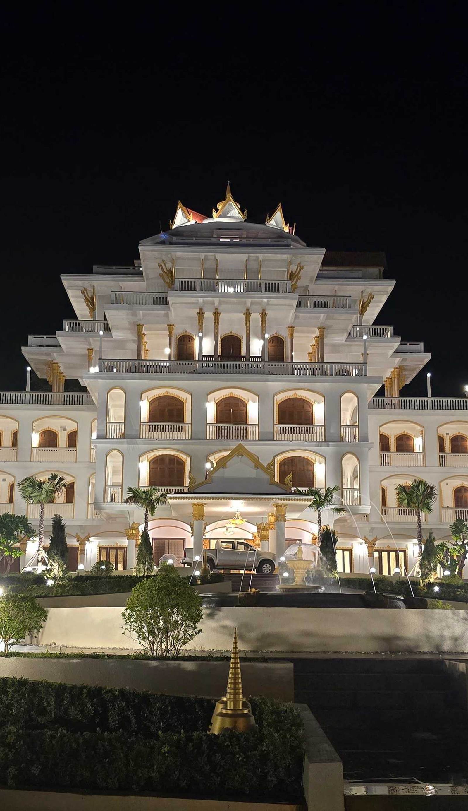 Champa Palace Hotel