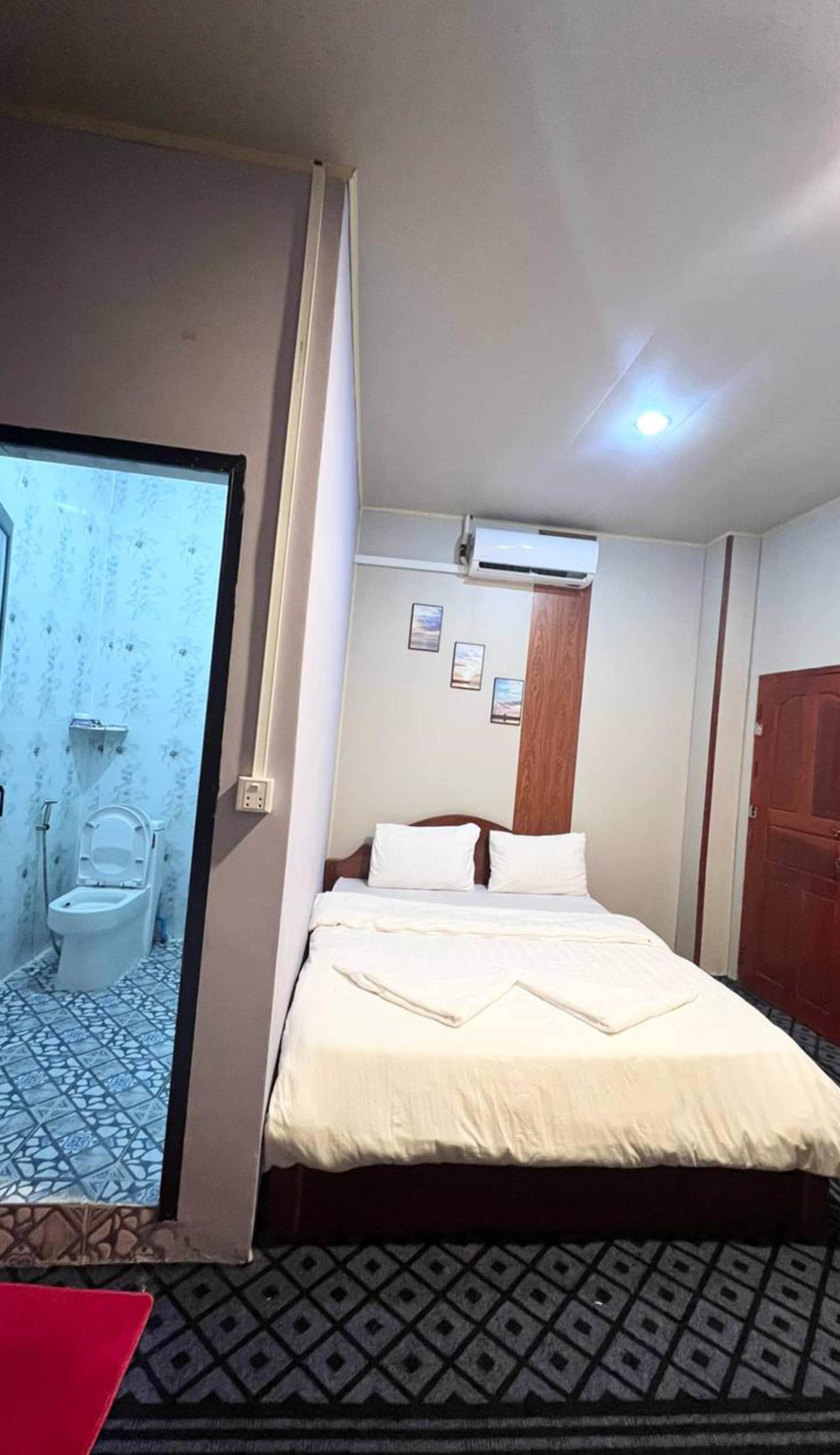 Breeze View Hostel