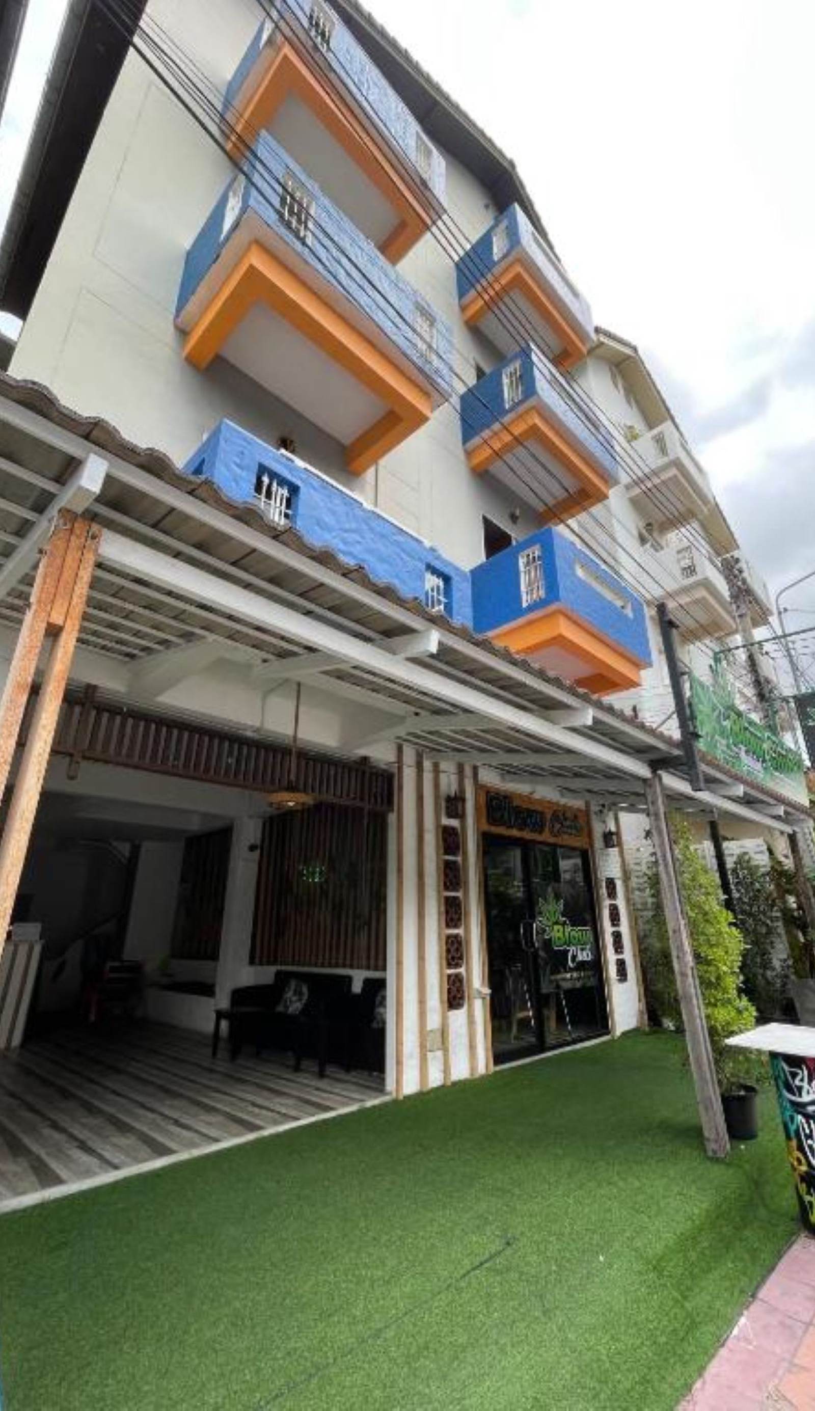 Retro Guesthouse