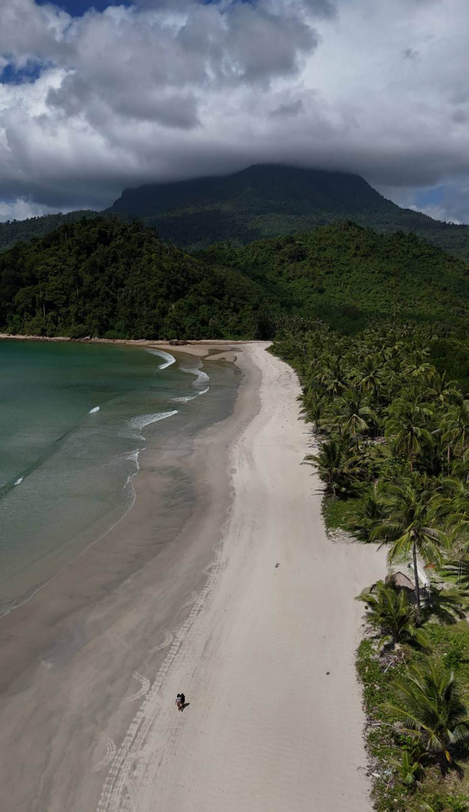 Binga Beach Resort