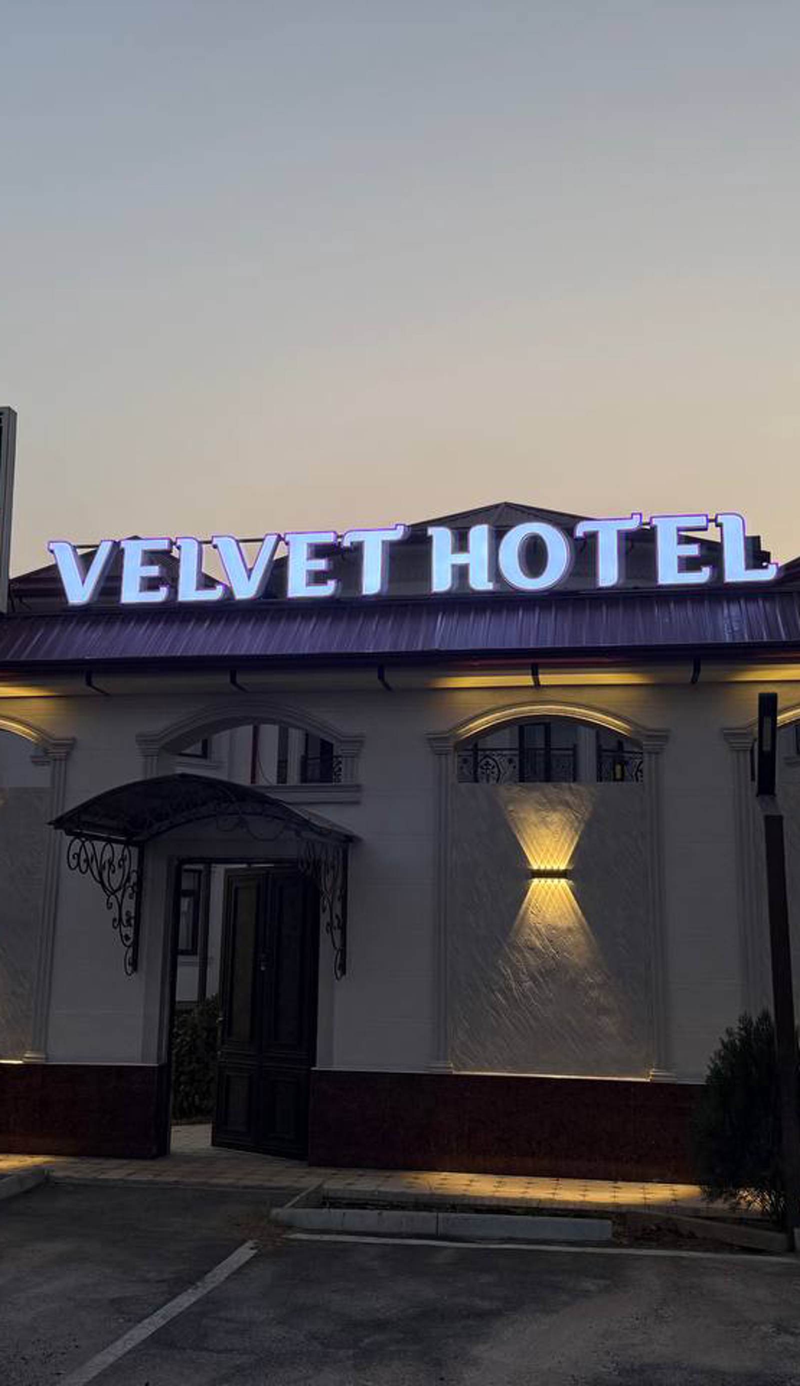 Velvet Hotel