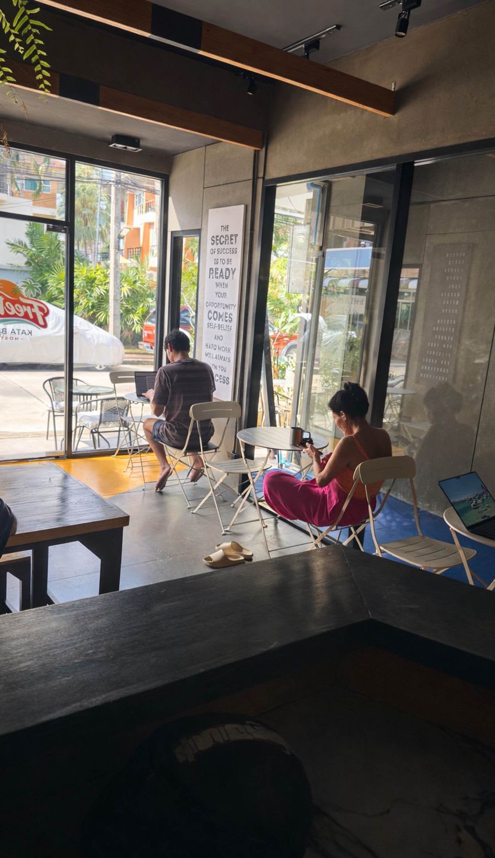 Free Way Kata Beach Hostel